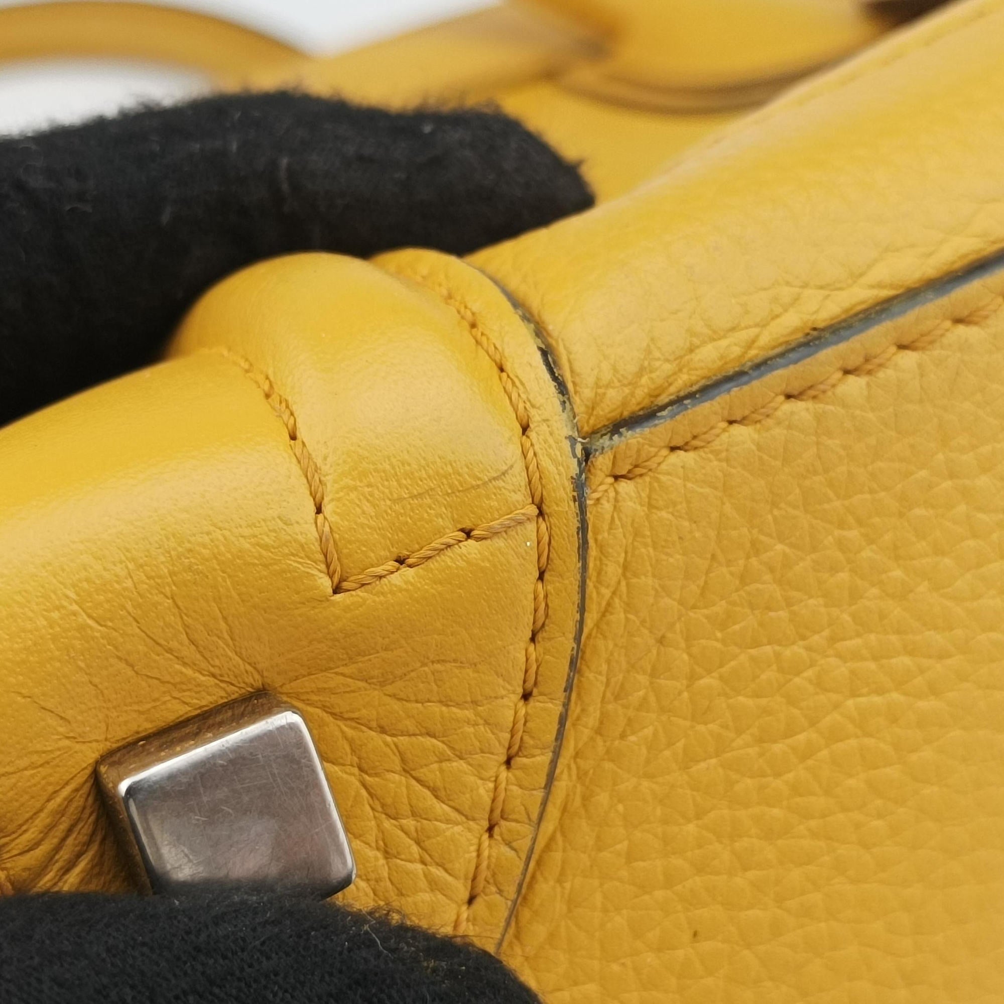 Pre-owned Celine Luggage Micro shopper Yellow Leather  handbag | stylenewstar