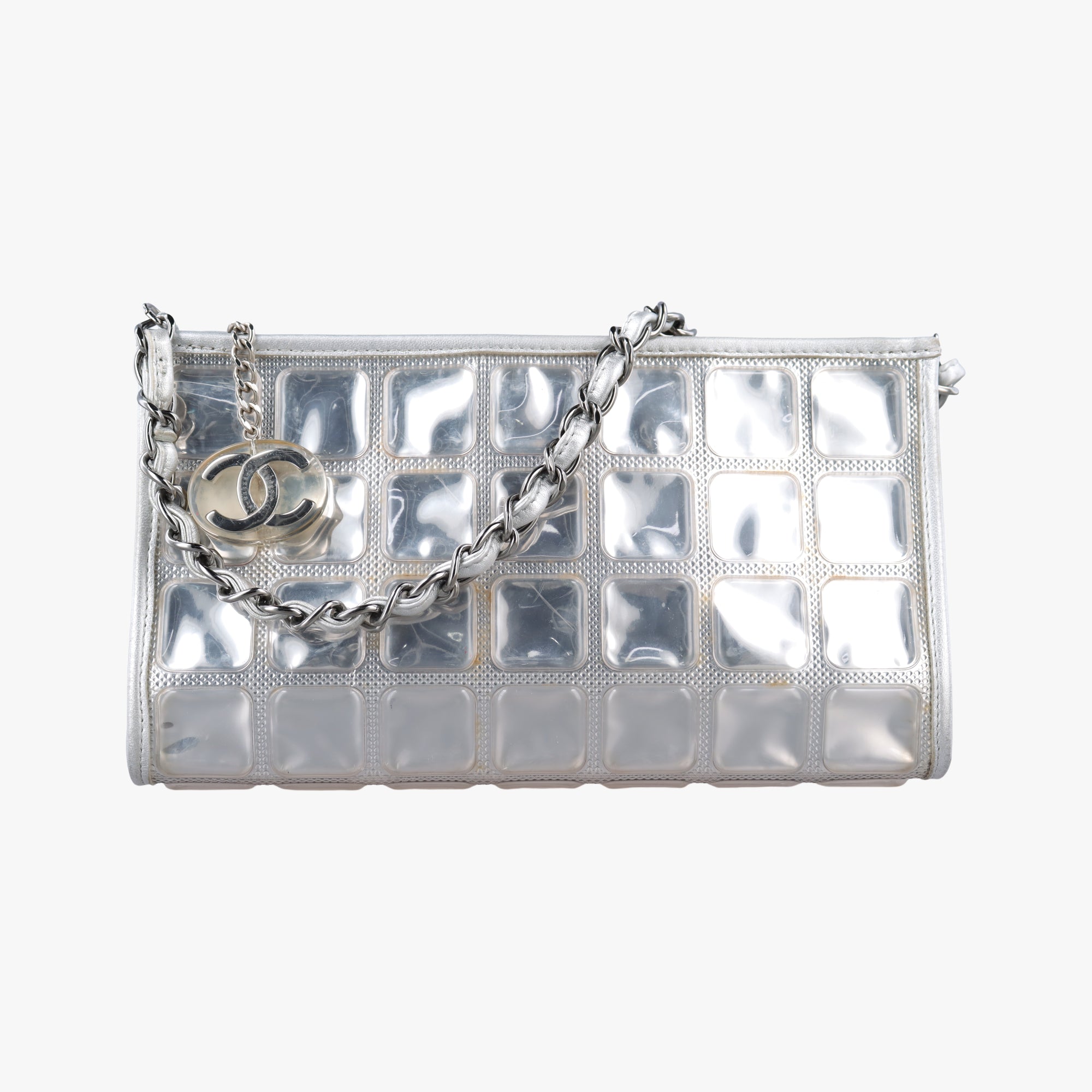 Pre-owned Chanel Ice Cube Silver Vinyl x Leather A37109 shoulderbag | stylenewstar