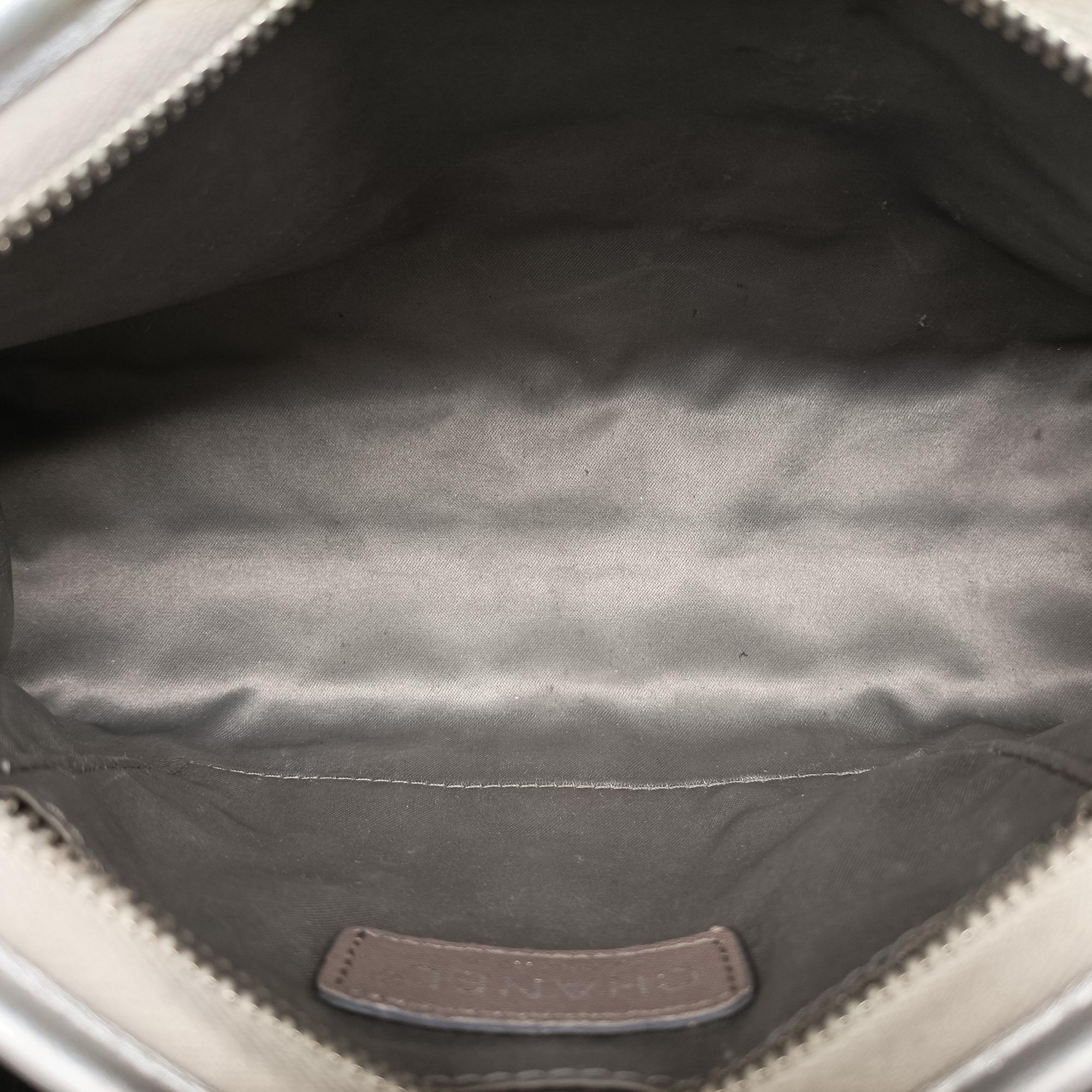 Pre-owned Chanel Ice Cube Silver Vinyl x Leather A37109 shoulderbag | stylenewstar