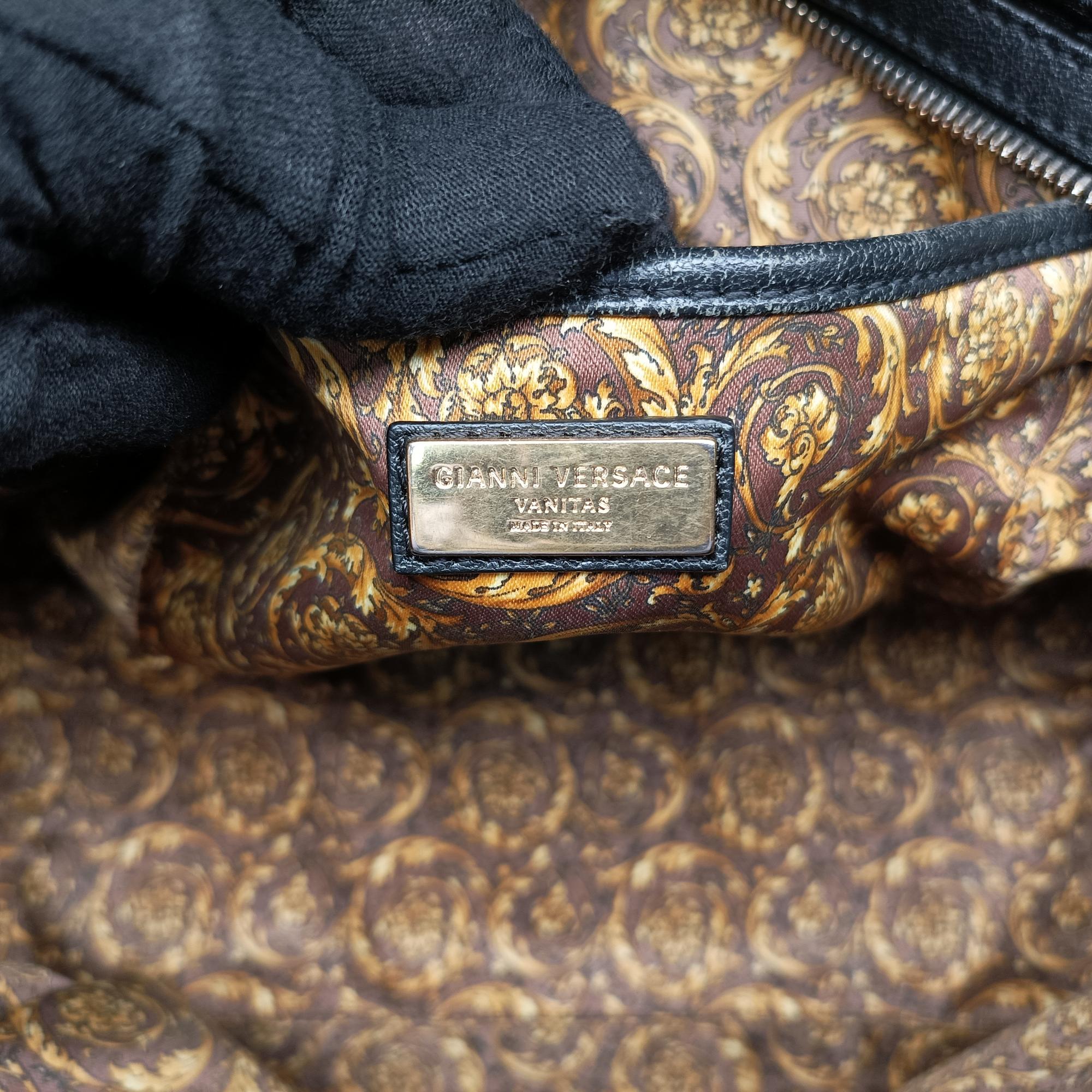 Pre-owned VERSACE Vanitas Medusa Black Leather  shoulderbag | stylenewstar
