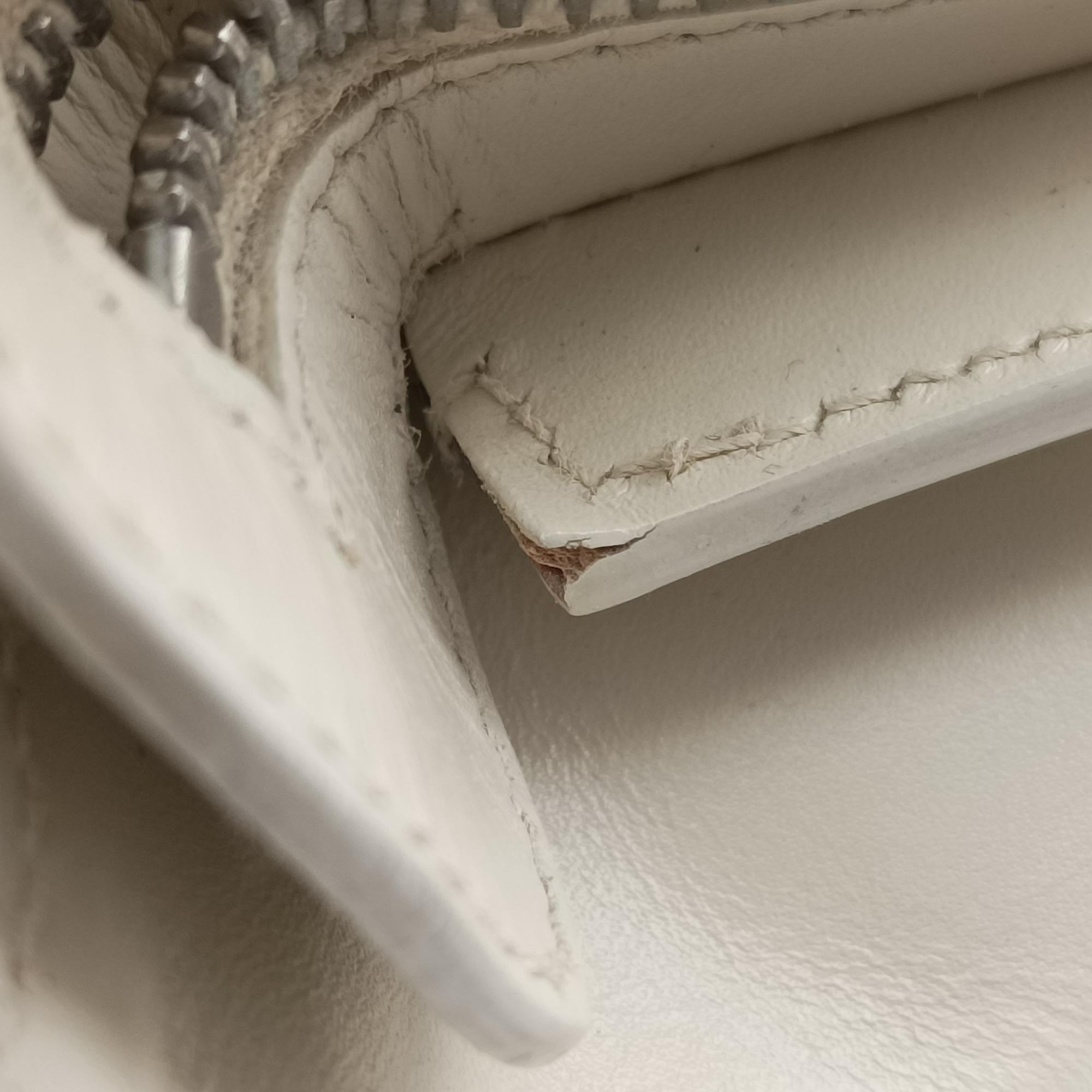 Pre-owned Christian Dior Detective White leather  handbag | stylenewstar