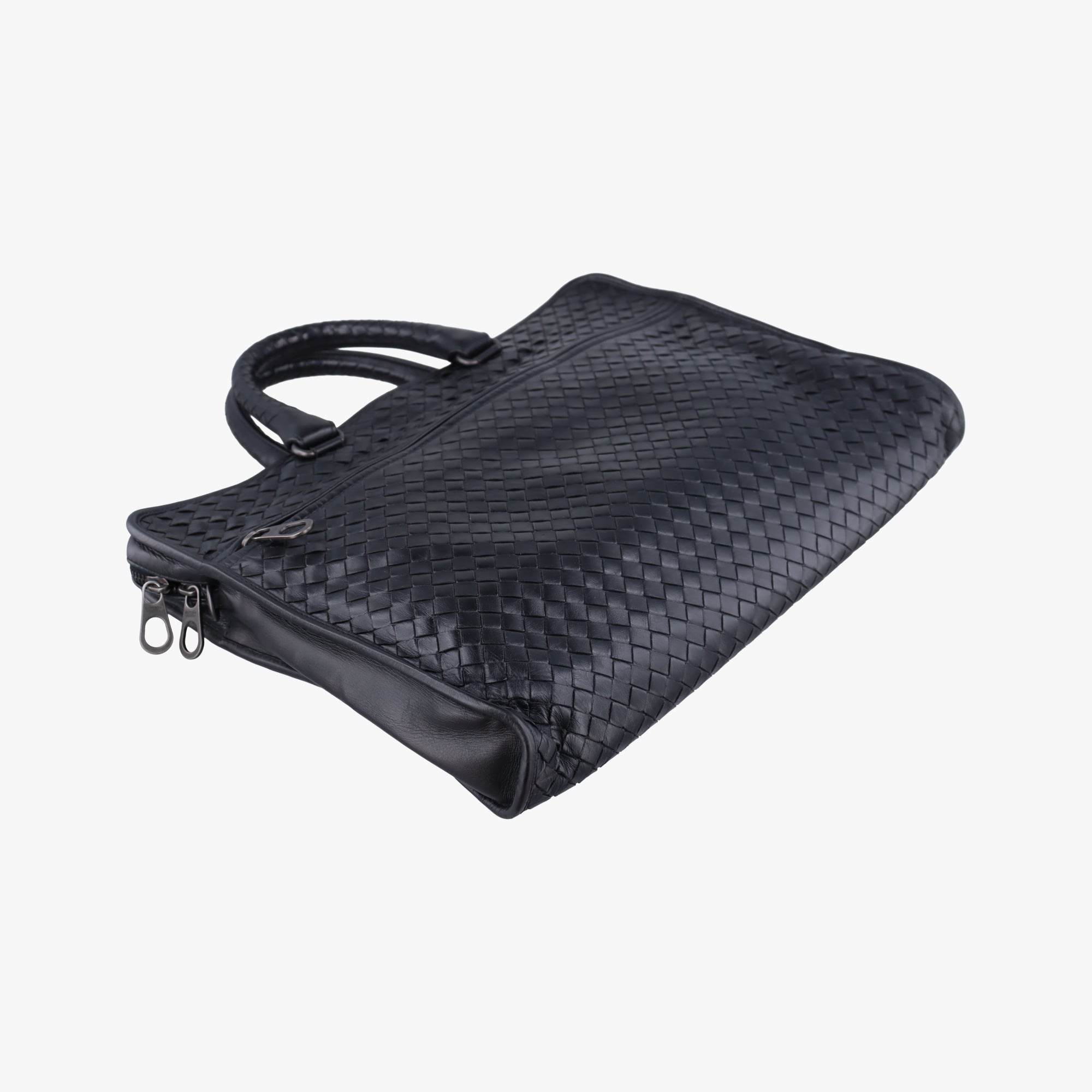 Pre-owned Bottega Veneta Intrecciato Black lambskin  handbag | stylenewstar