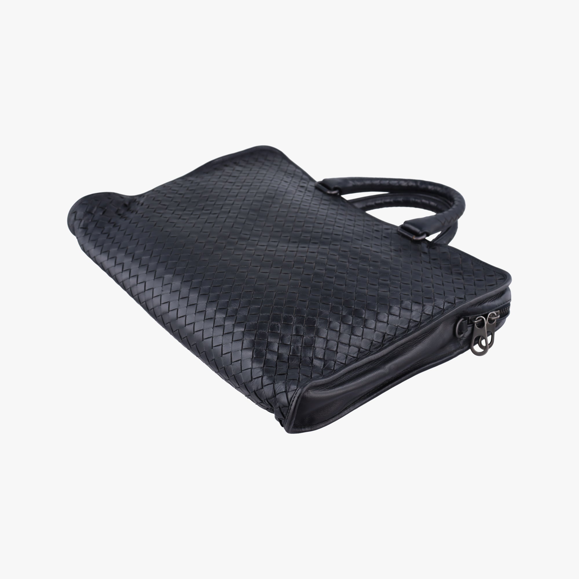 Pre-owned Bottega Veneta Intrecciato Black lambskin  handbag | stylenewstar