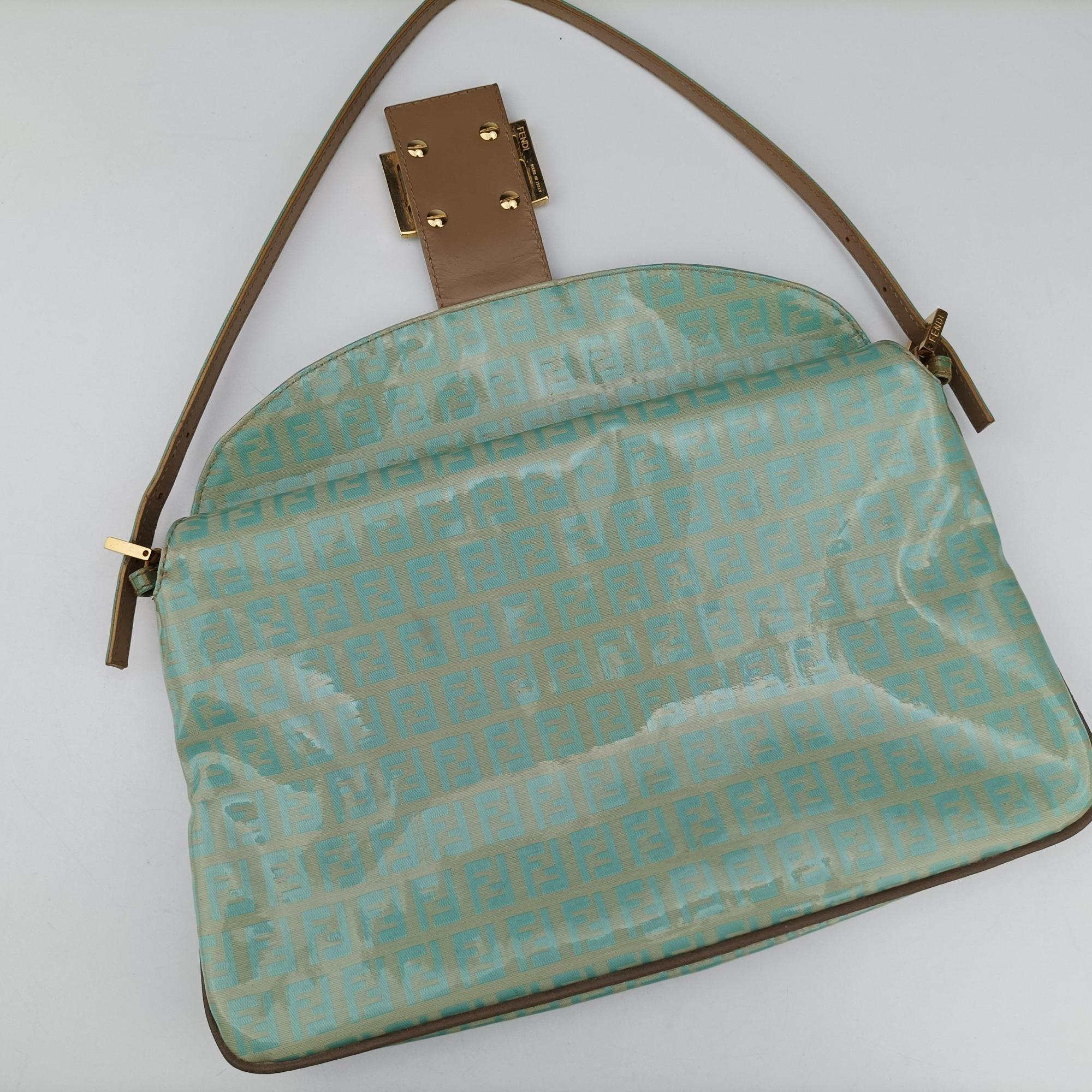 Vintage Fendi Mama Baguette Green×beige Patent 26756 shoulderbag | stylenewstar