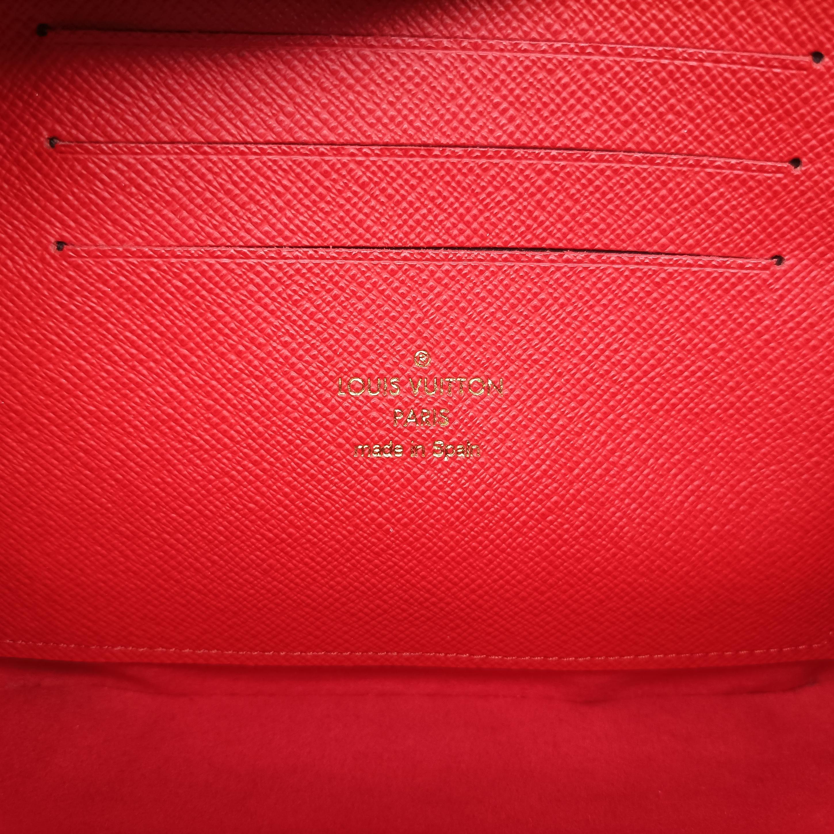 Vintage Louis Vuitton Crafty Pochette Double Zip cream×ROUGE Monogram Giant M69507 shoulderbag | stylenewstar