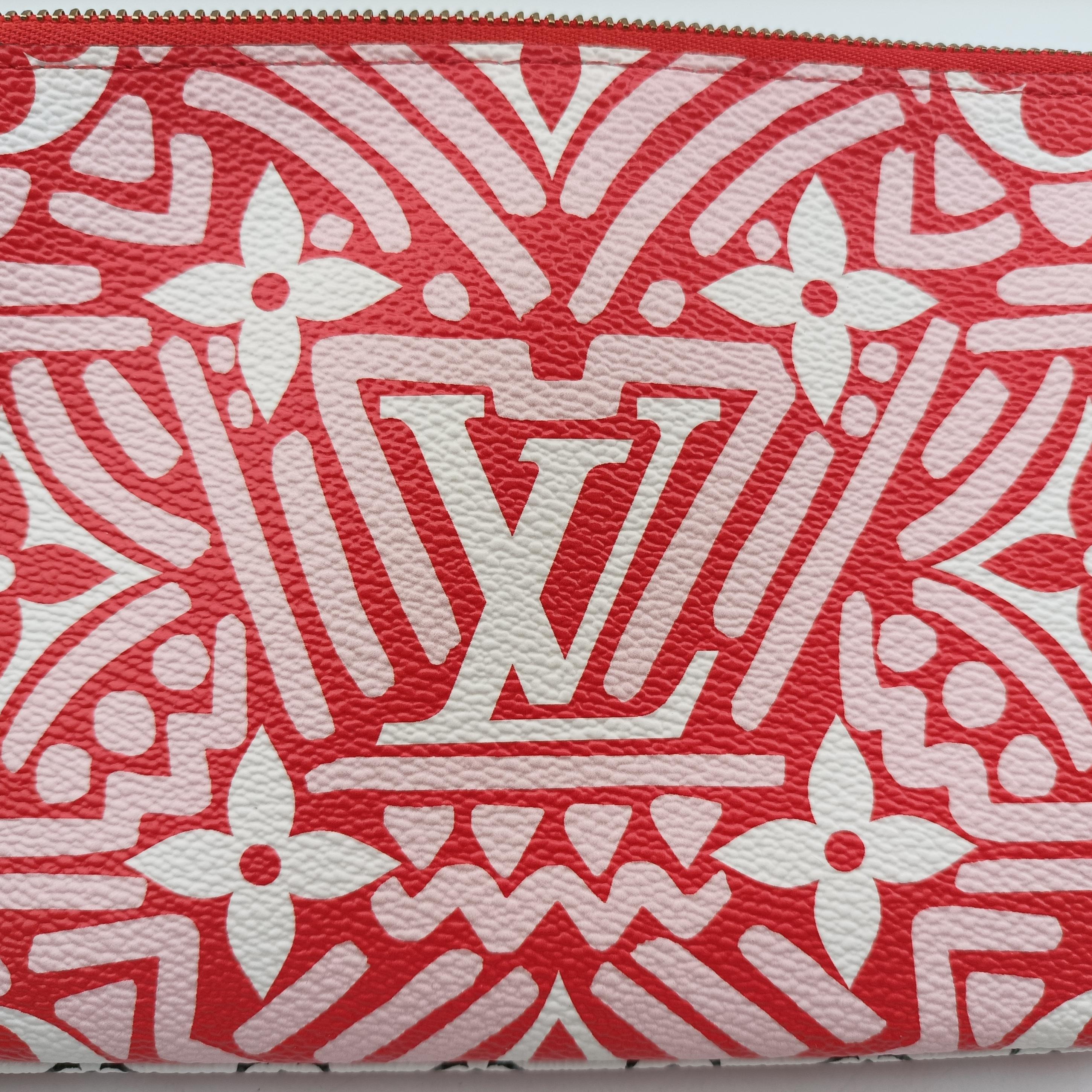 Vintage Louis Vuitton Crafty Pochette Double Zip cream×ROUGE Monogram Giant M69507 shoulderbag | stylenewstar