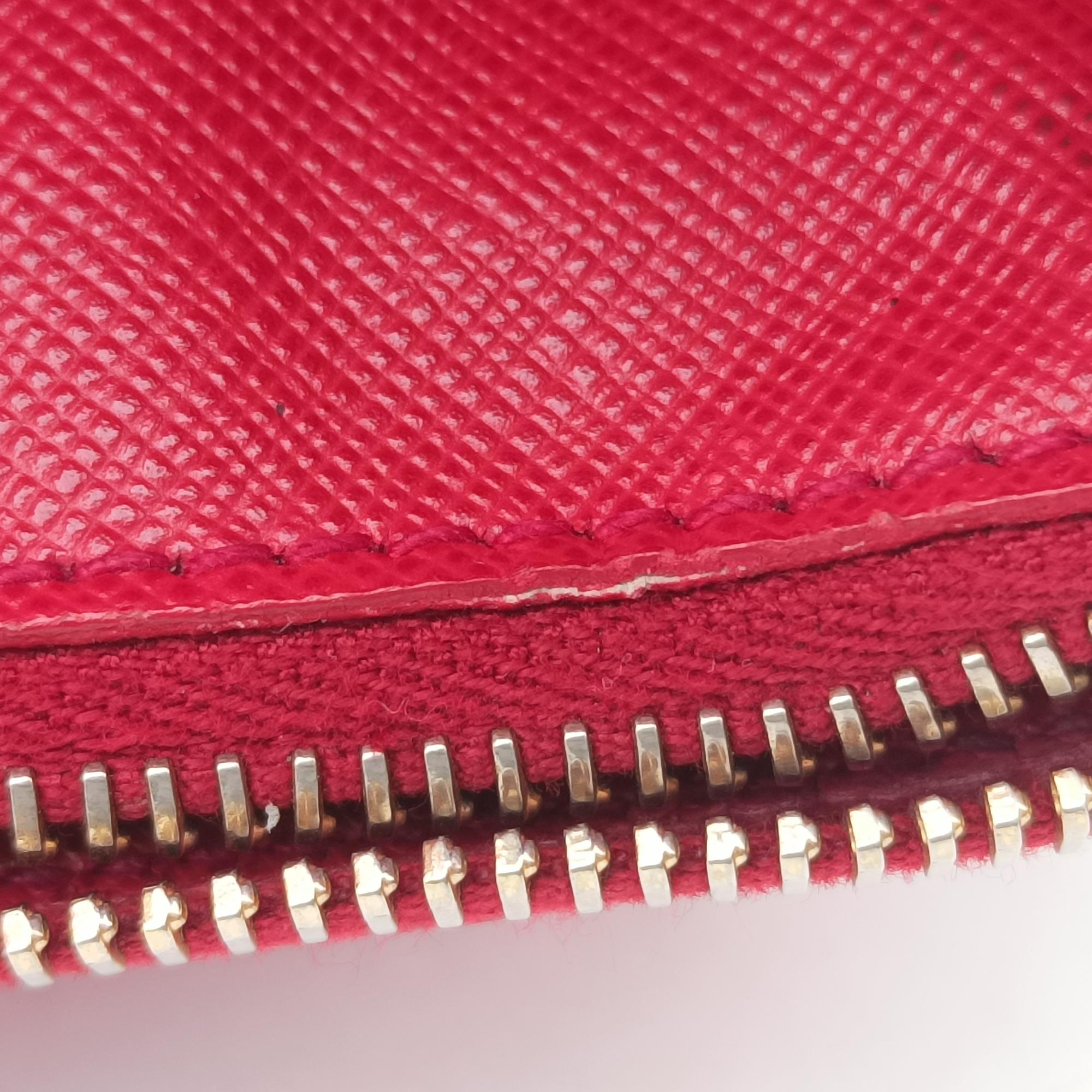 Vintage Prada Galleria Red SAFFIANO Leather BN1874 shoulderbag | stylenewstar