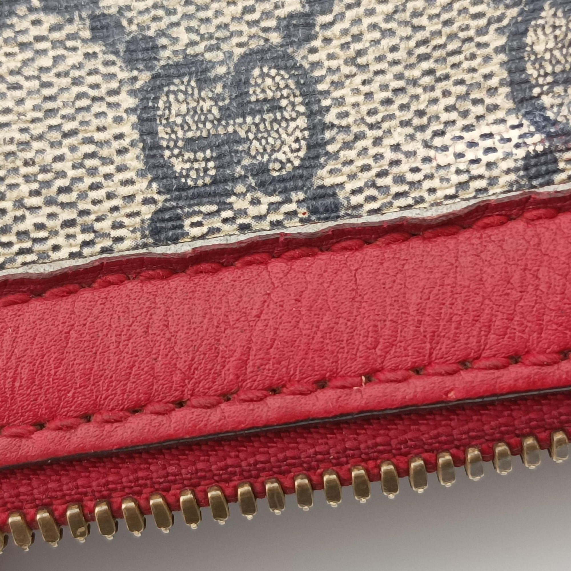 Pre-owned Gucci GG SUPREME Beige x Red x Navy PVC coated canvasxLeather 409529 shoulderbag | stylenewstar