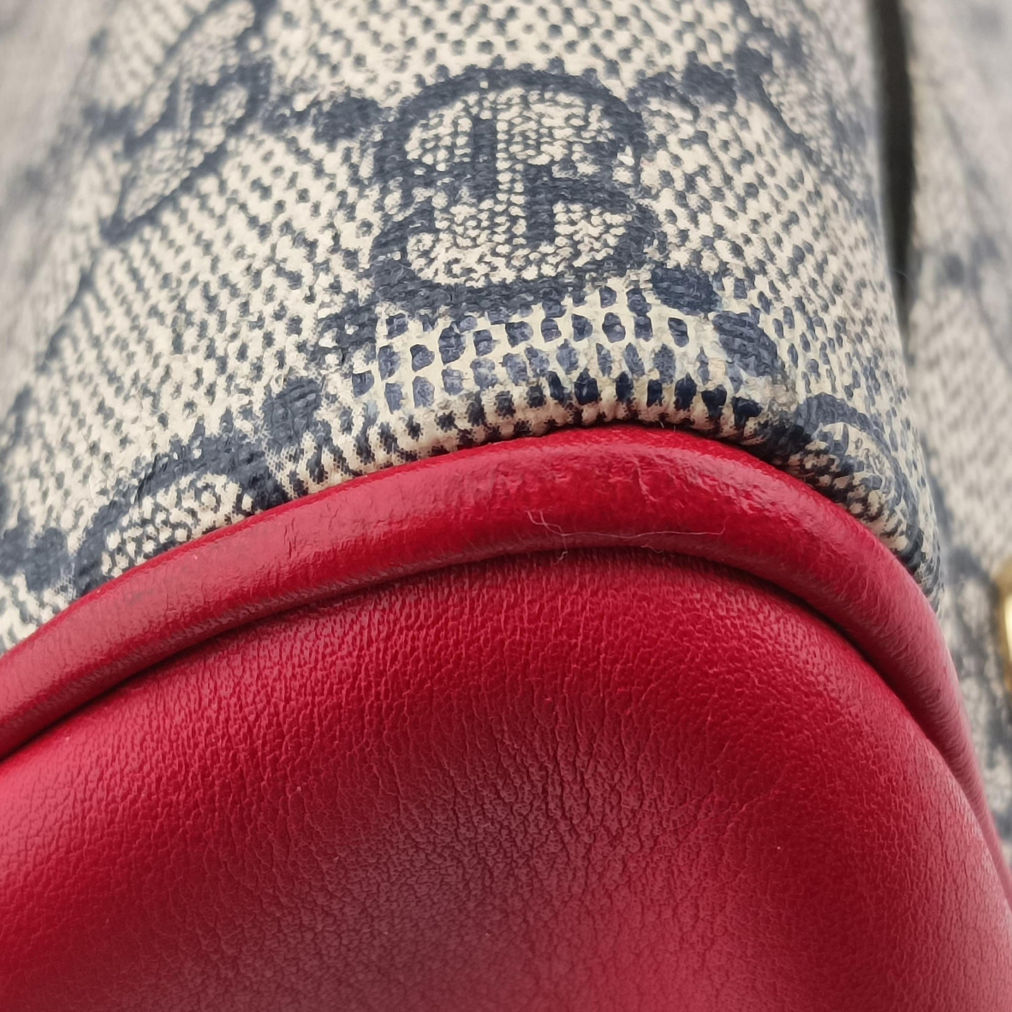 Pre-owned Gucci GG SUPREME Beige x Red x Navy PVC coated canvasxLeather 409529 shoulderbag | stylenewstar