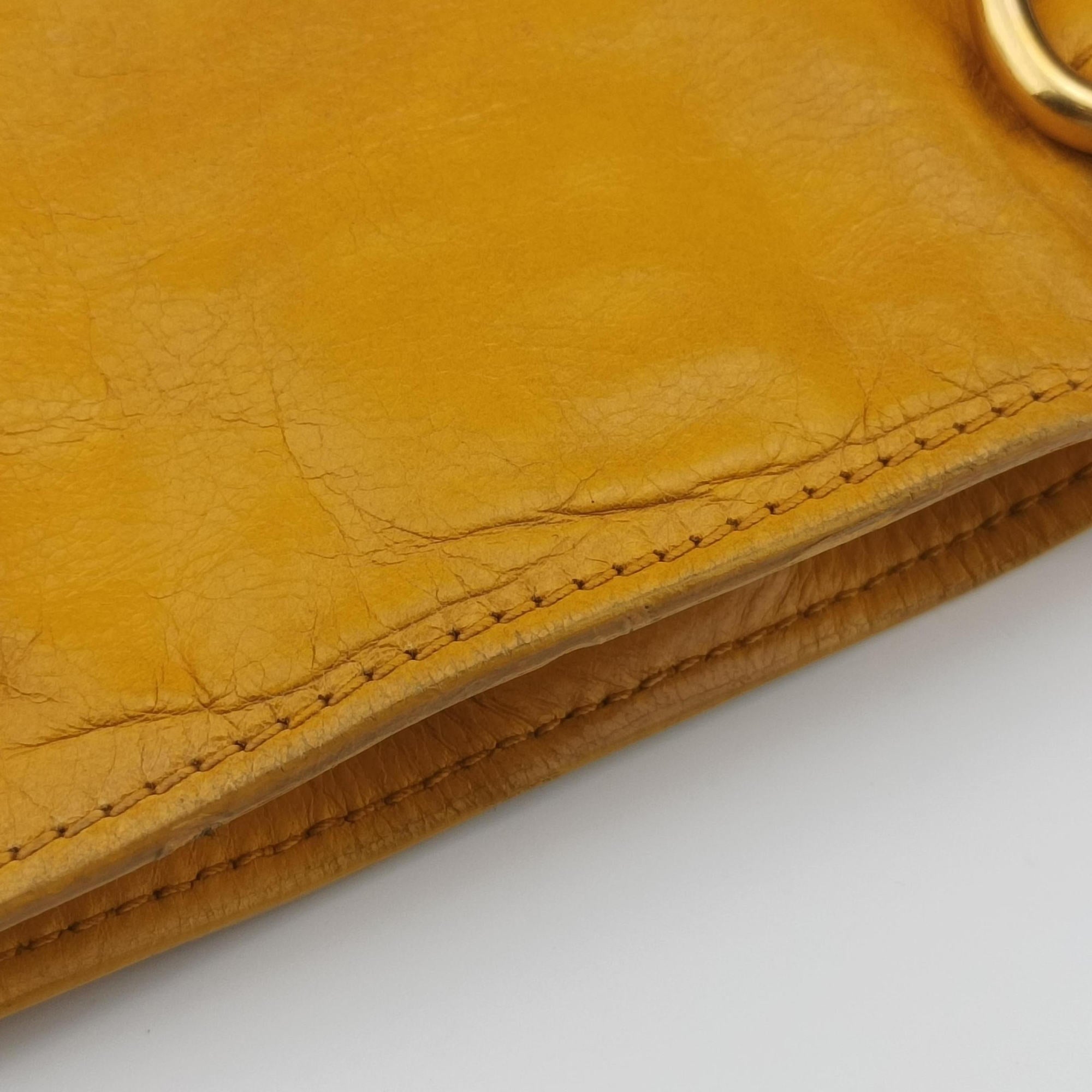 Pre-owned Prada Vitello Shine Argilla Yellow Leather  shoulderbag | stylenewstar