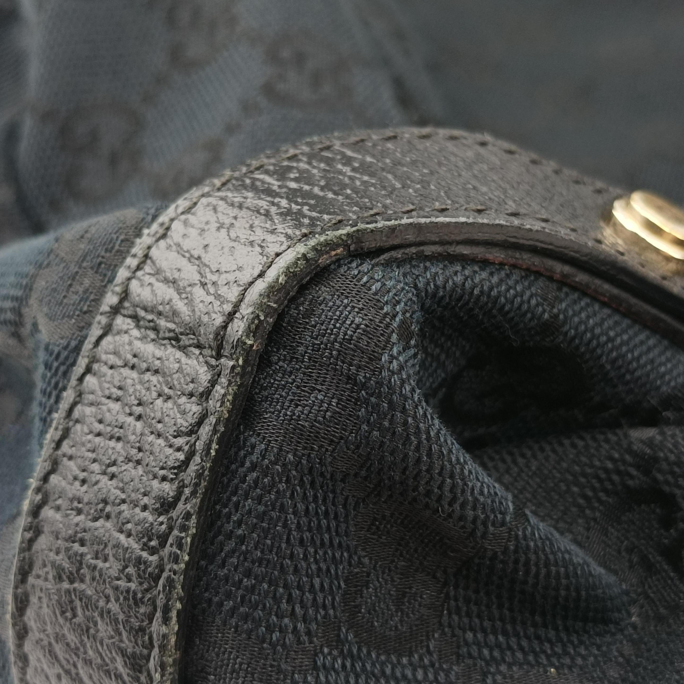 Pre-owned Gucci Abbey Black canvas×leather 130736 shoulderbag | stylenewstar