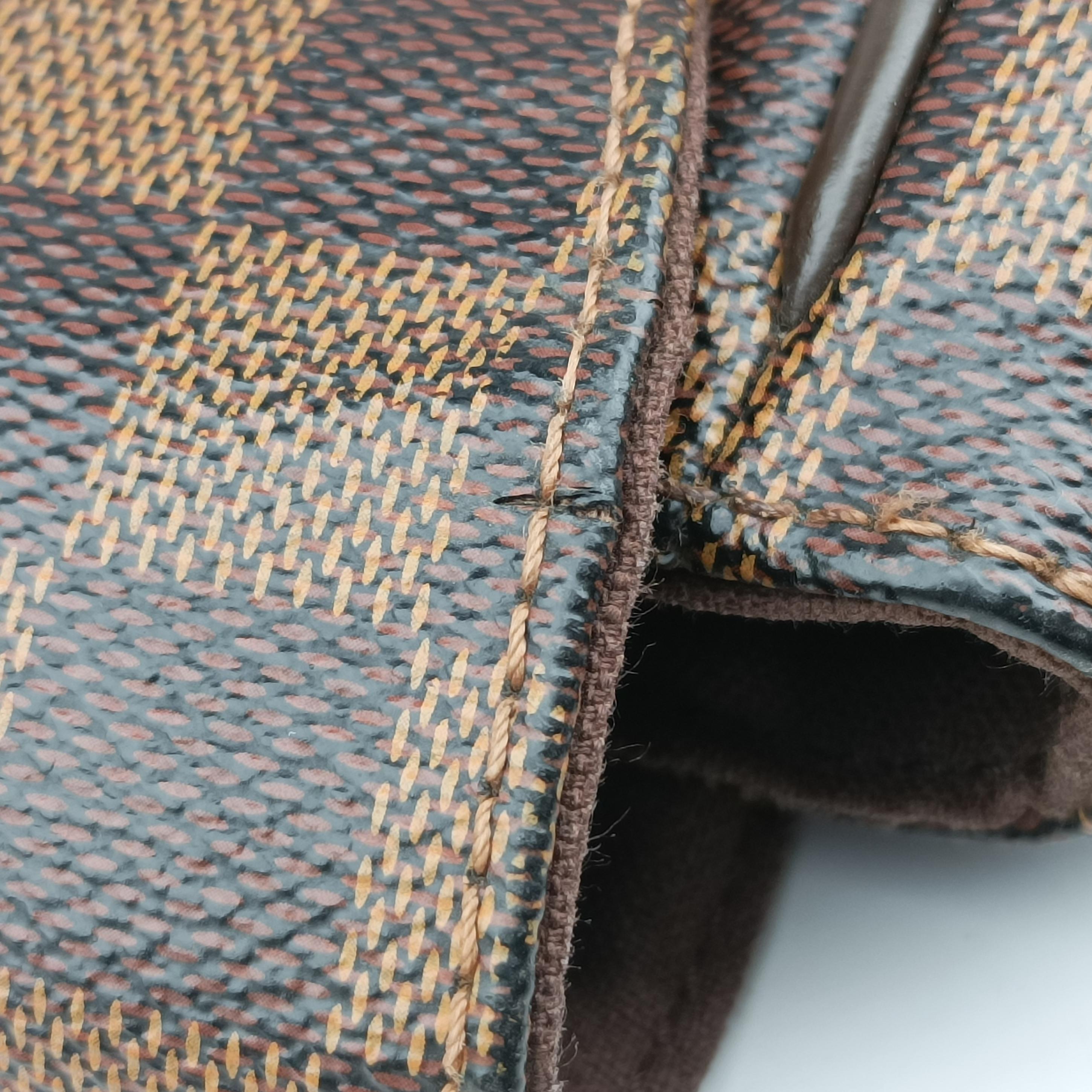 Pre-owned Louis Vuitton District MM EBENE Damier Canvas N41212 shoulderbag | stylenewstar