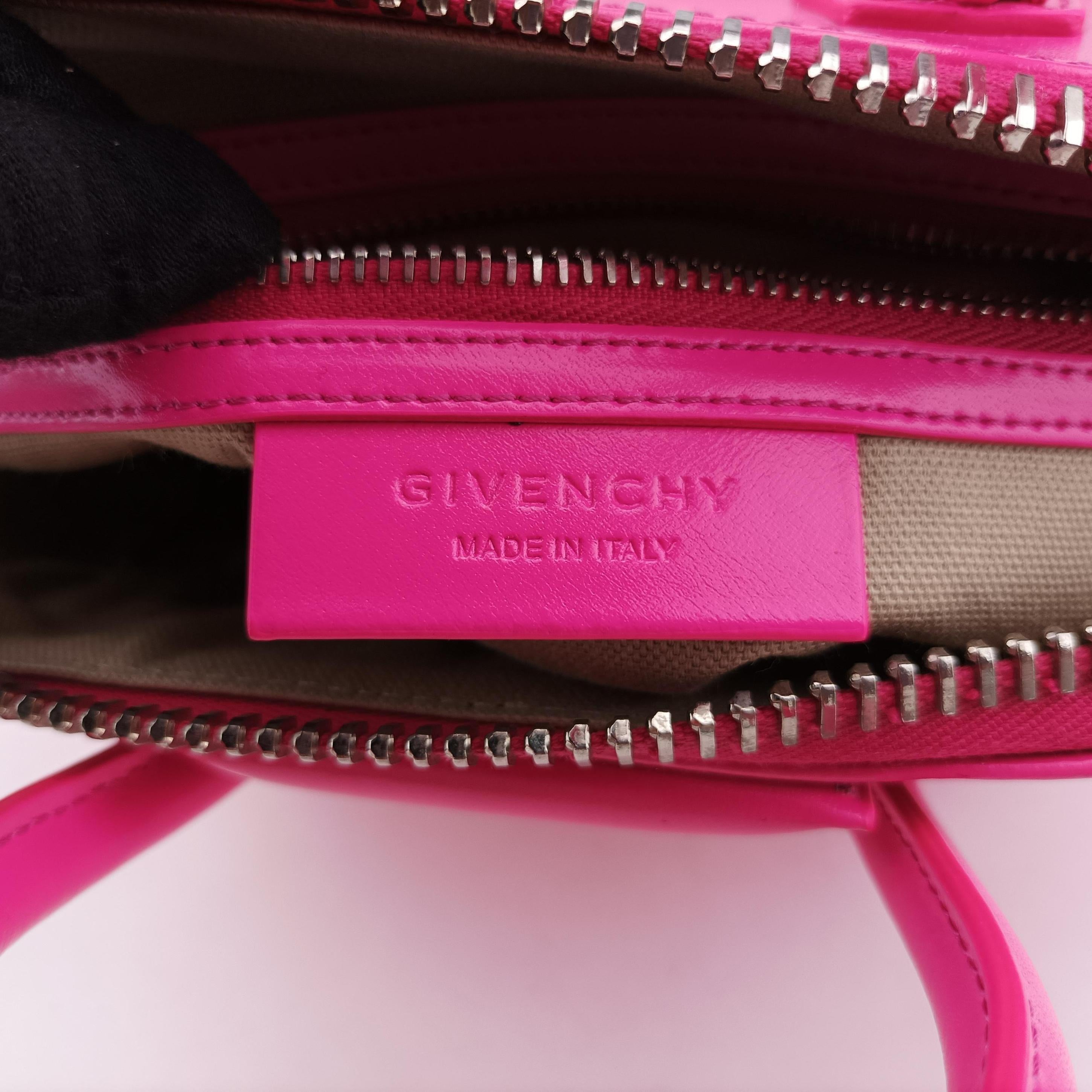 Pre-owned Givenchy Antigonamini Pink leather  shoulderbag | stylenewstar