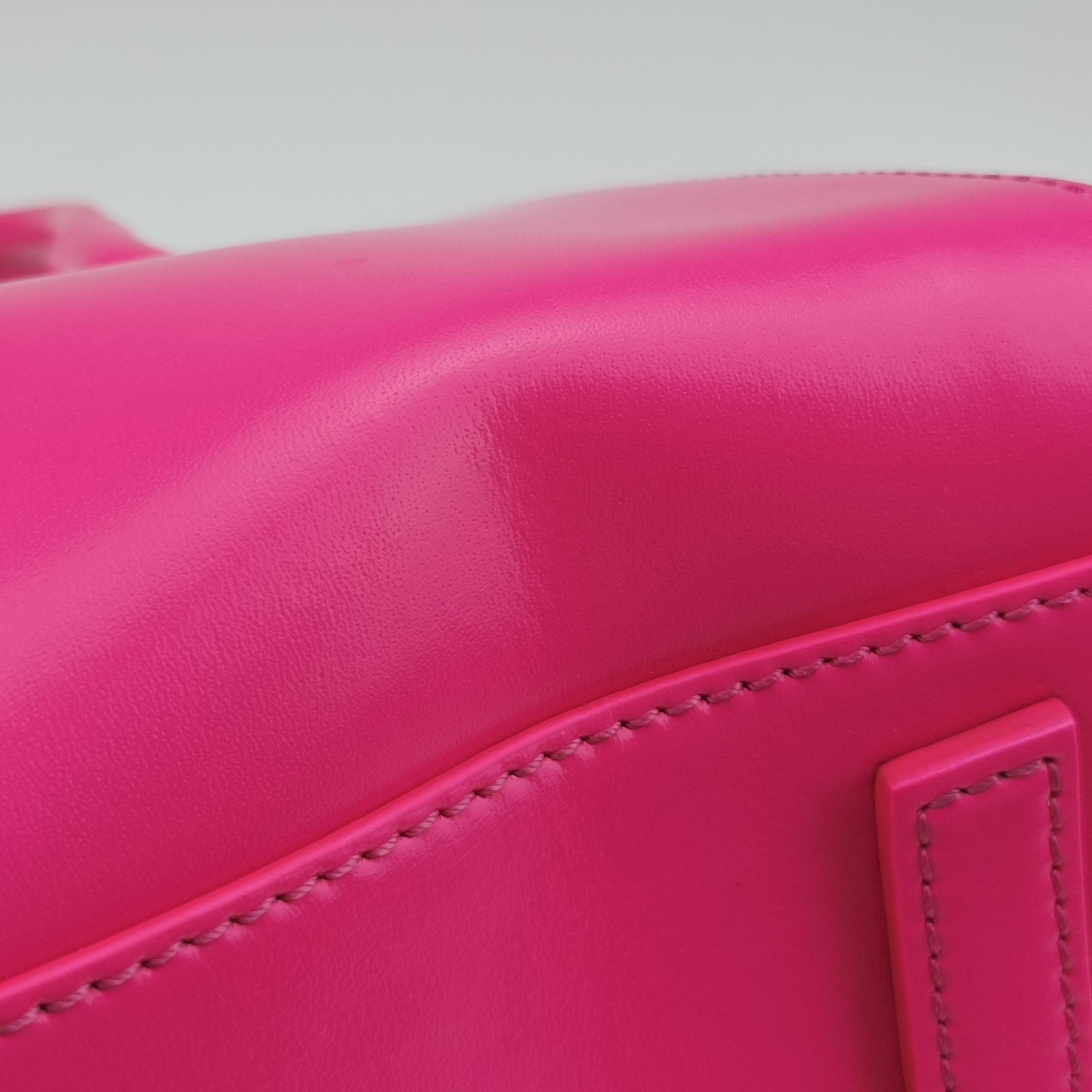 Pre-owned Givenchy Antigonamini Pink leather  shoulderbag | stylenewstar