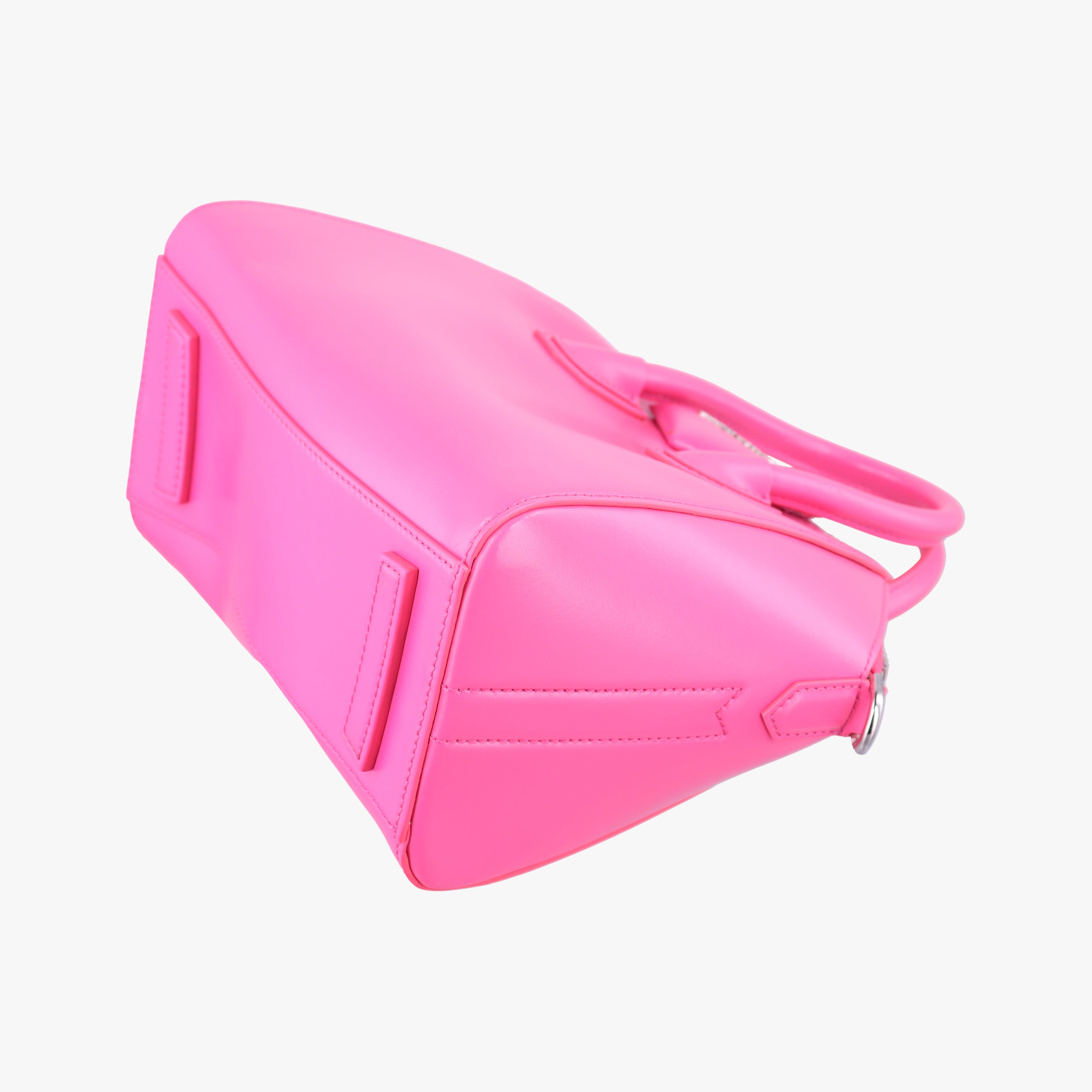 Pre-owned Givenchy Antigonamini Pink leather  shoulderbag | stylenewstar