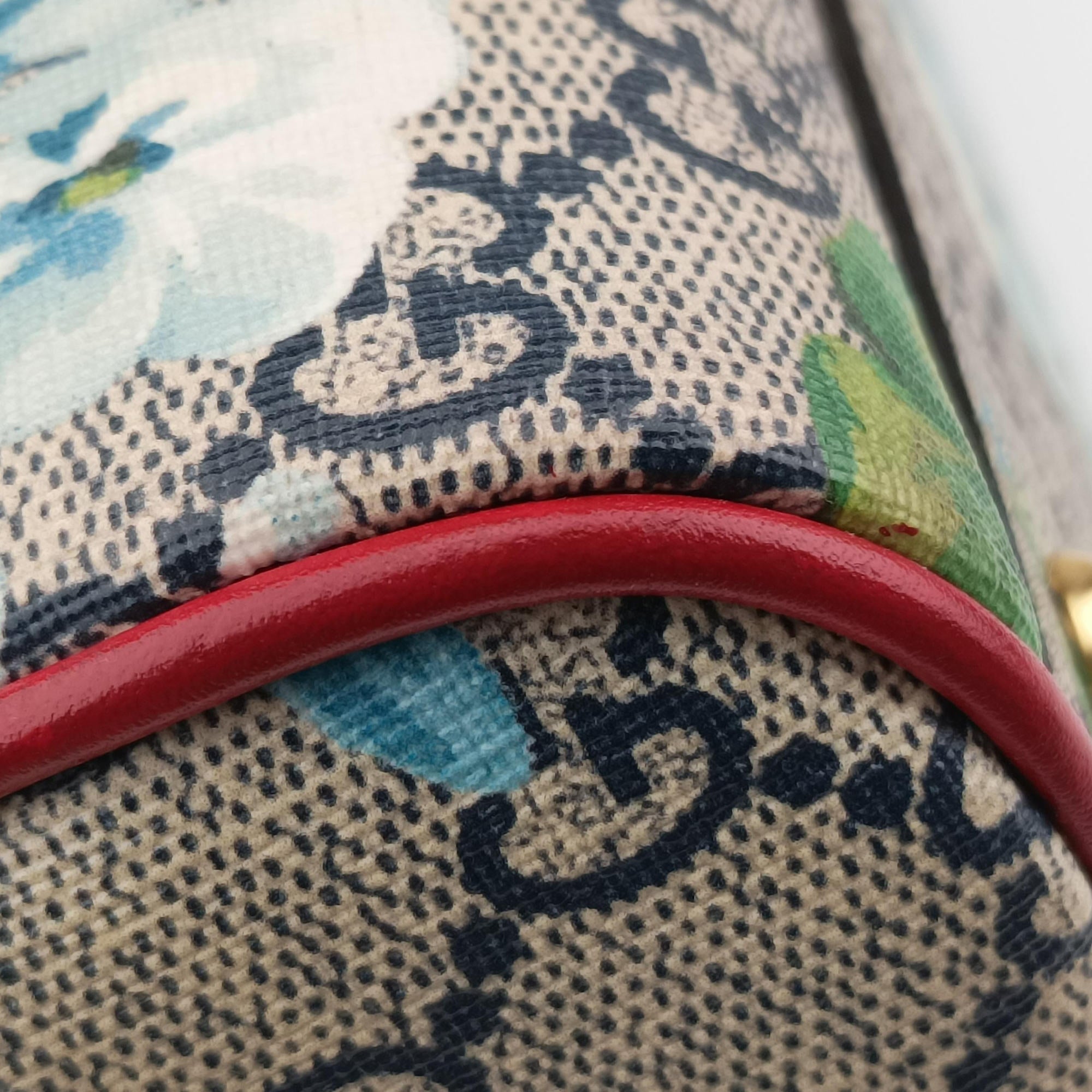 Pre-owned Gucci GG Blooms beige×Multicolour PVC coated canvas×Leather 546314 shoulderbag | stylenewstar