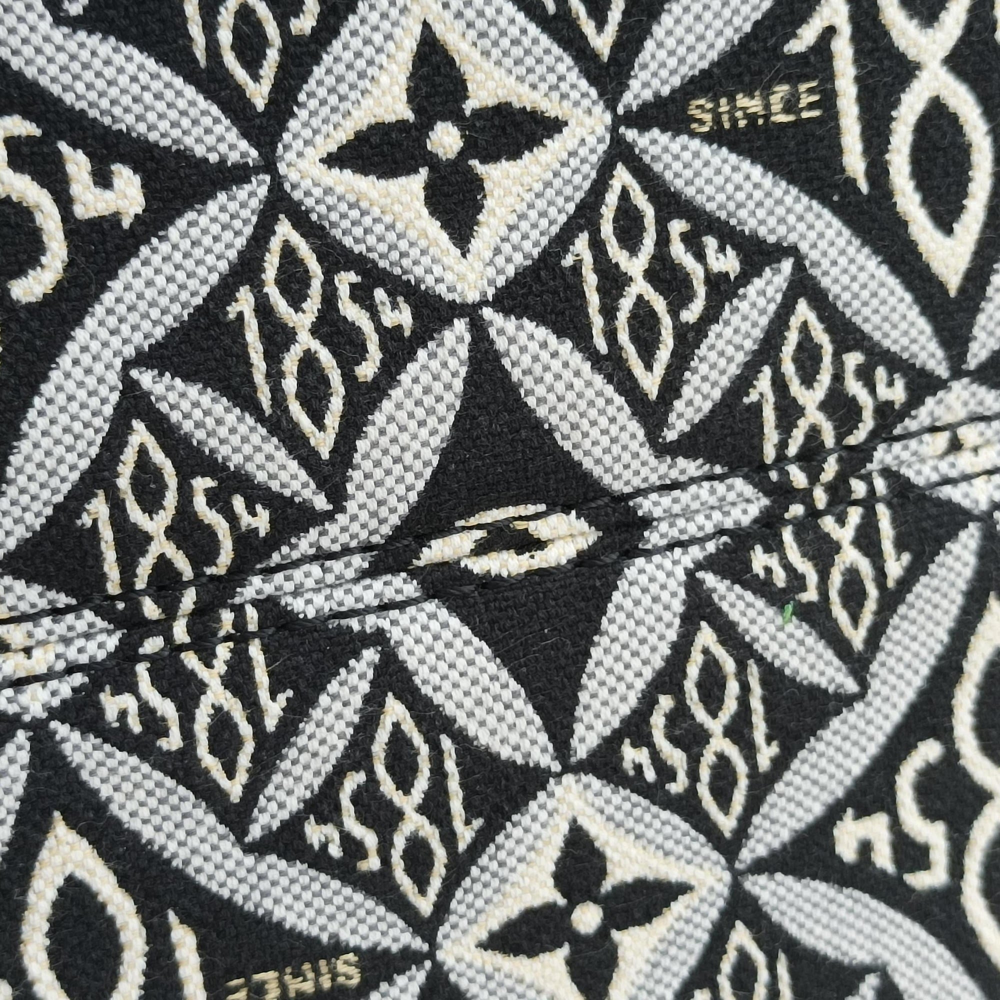 Pre-owned Louis Vuitton SINCE1854 On the Go GM Black×White jacquard canvas x leather M57207 shoulderbag | stylenewstar