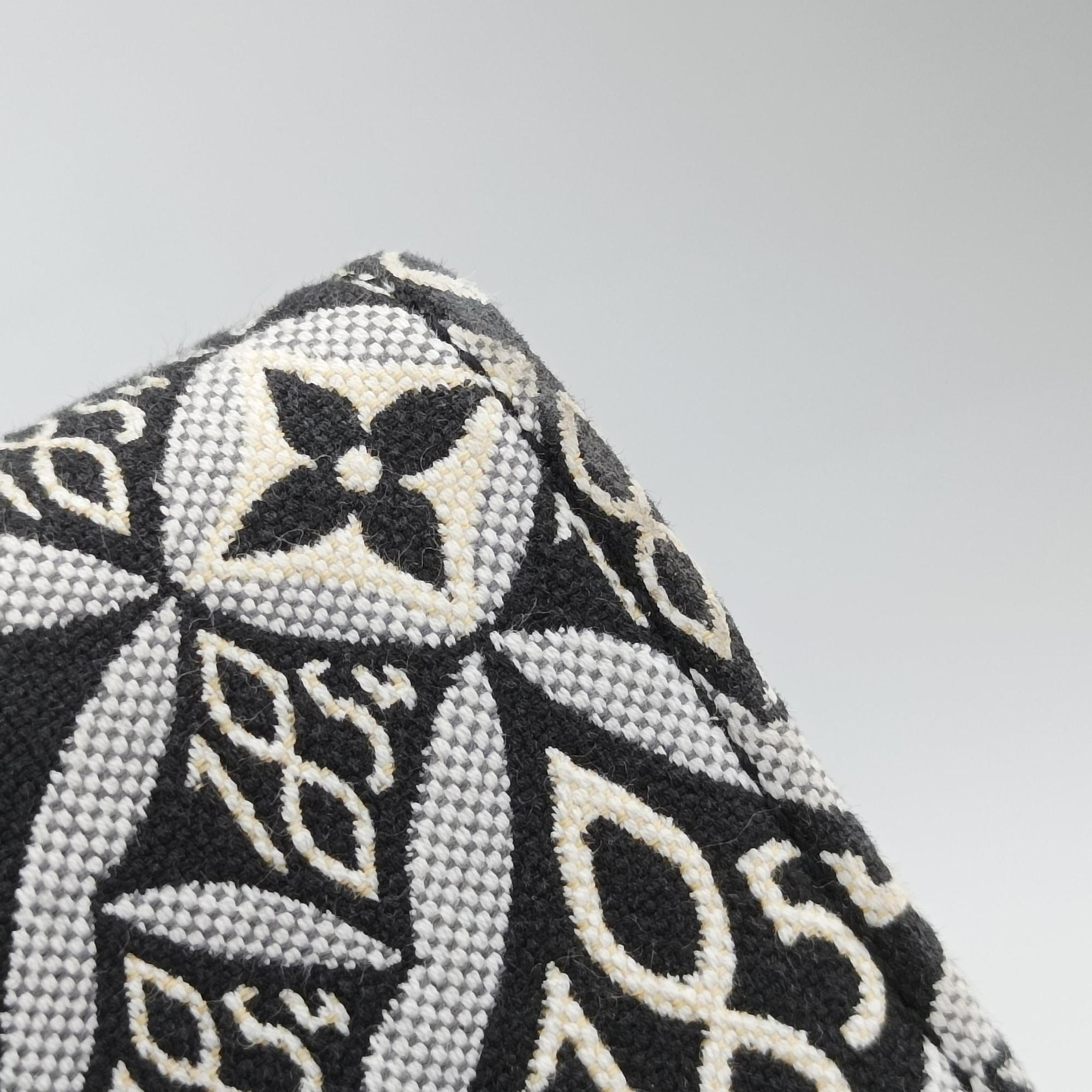 Pre-owned Louis Vuitton SINCE1854 On the Go GM Black×White jacquard canvas x leather M57207 shoulderbag | stylenewstar