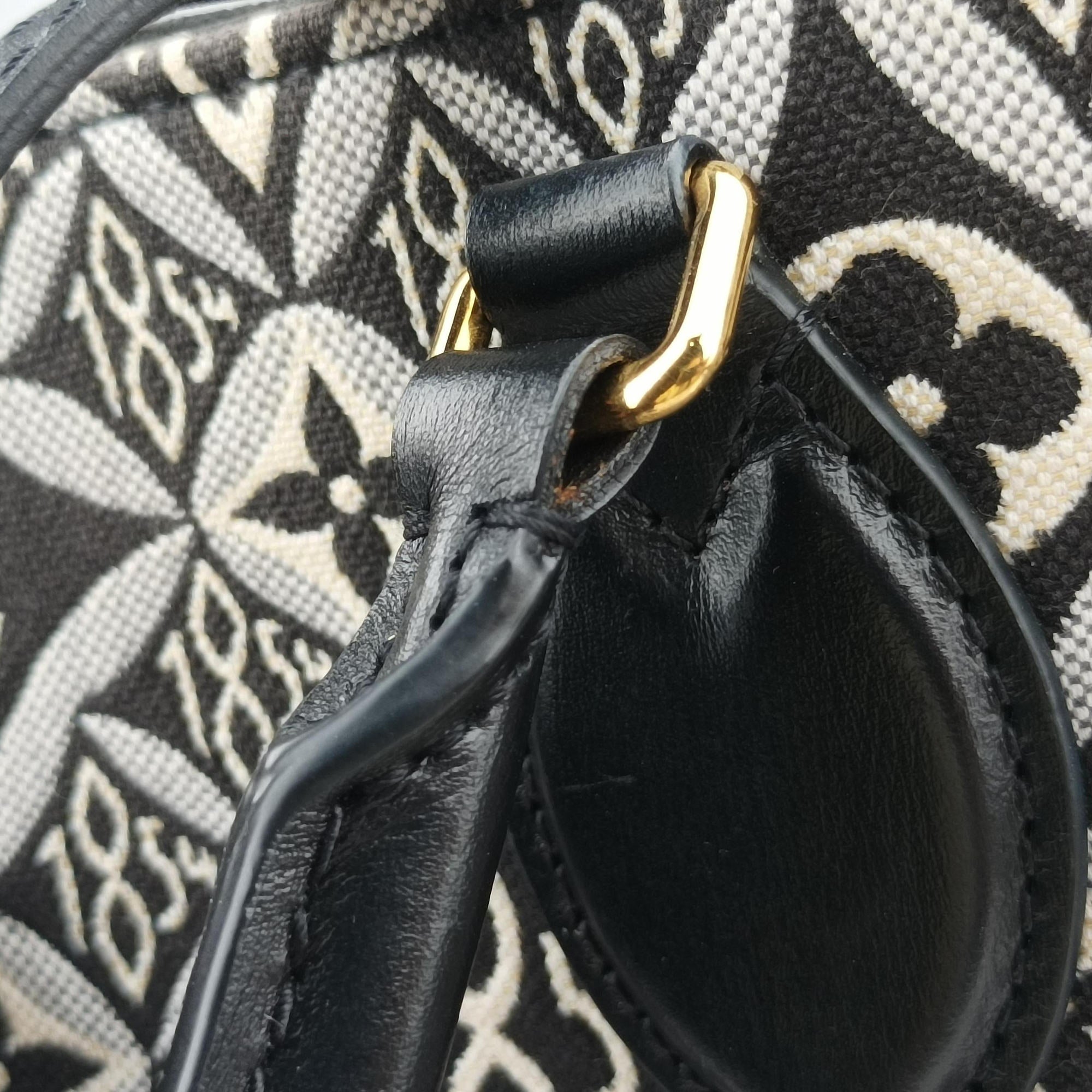 Pre-owned Louis Vuitton SINCE1854 On the Go GM Black×White jacquard canvas x leather M57207 shoulderbag | stylenewstar