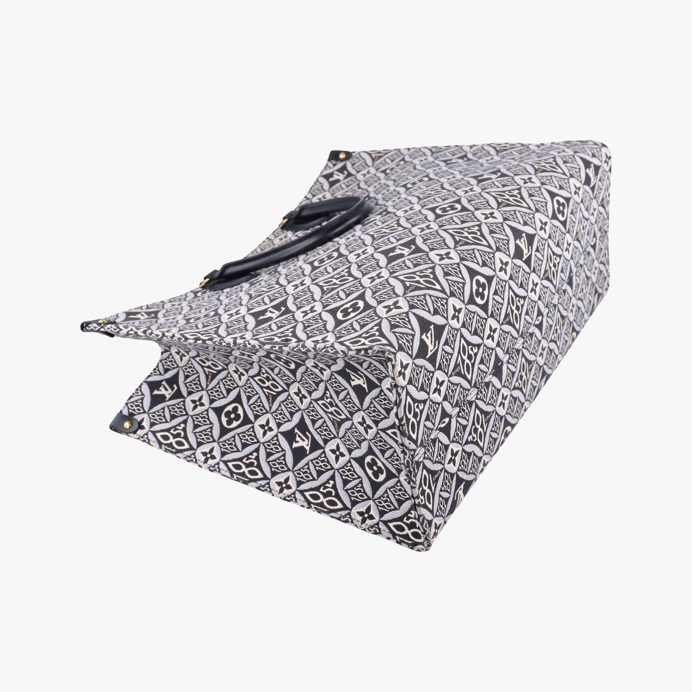 Pre-owned Louis Vuitton SINCE1854 On the Go GM Black×White jacquard canvas x leather M57207 shoulderbag | stylenewstar