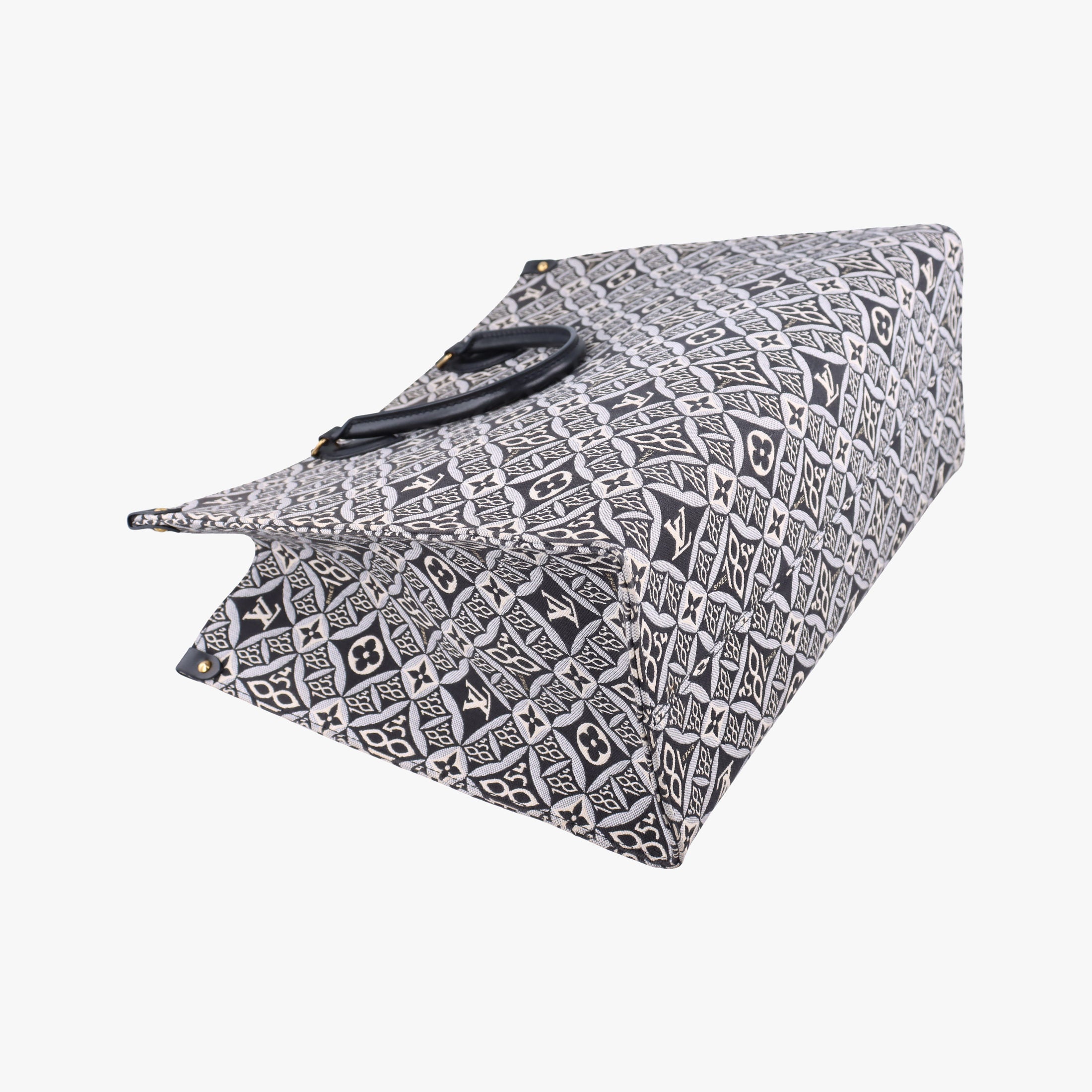 Pre-owned Louis Vuitton SINCE1854 On the Go GM Black×White jacquard canvas x leather M57207 shoulderbag | stylenewstar