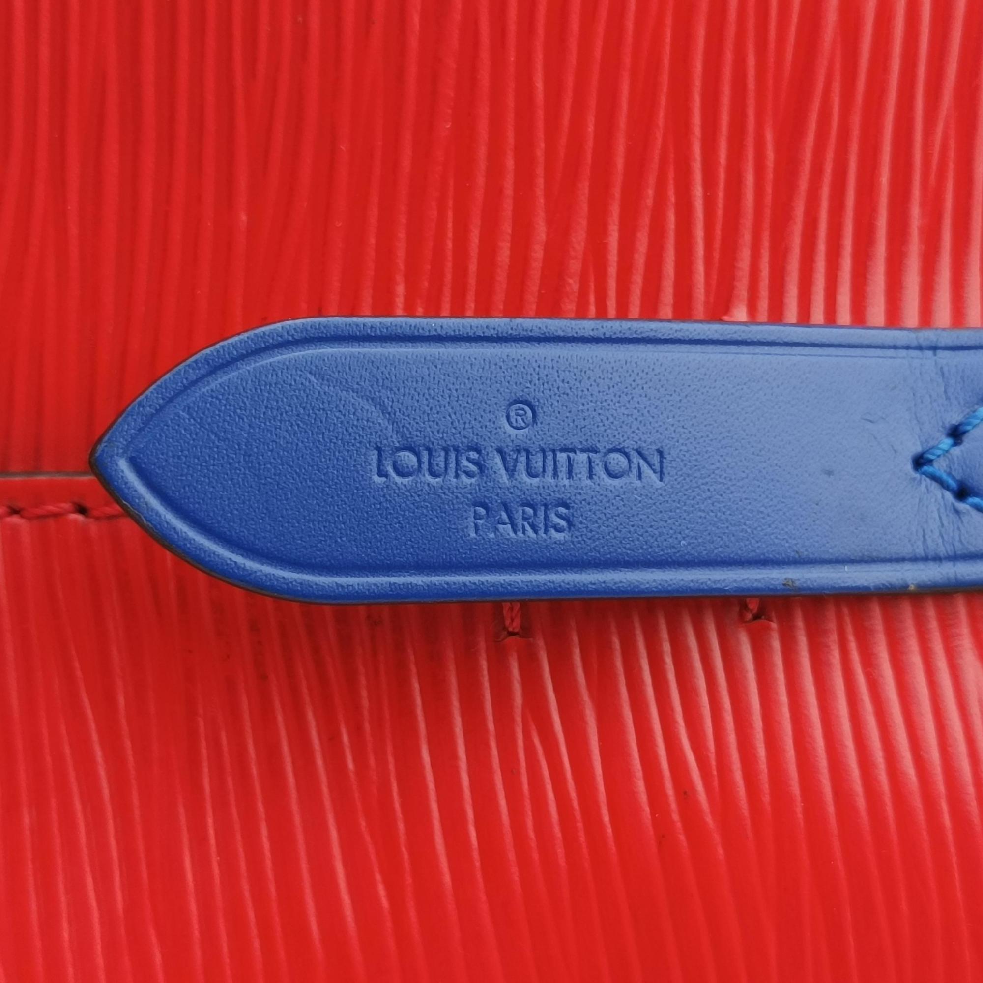 Pre-owned Louis Vuitton NeoNoe COQUELICOT×blue Epi M54365 shoulderbag | stylenewstar