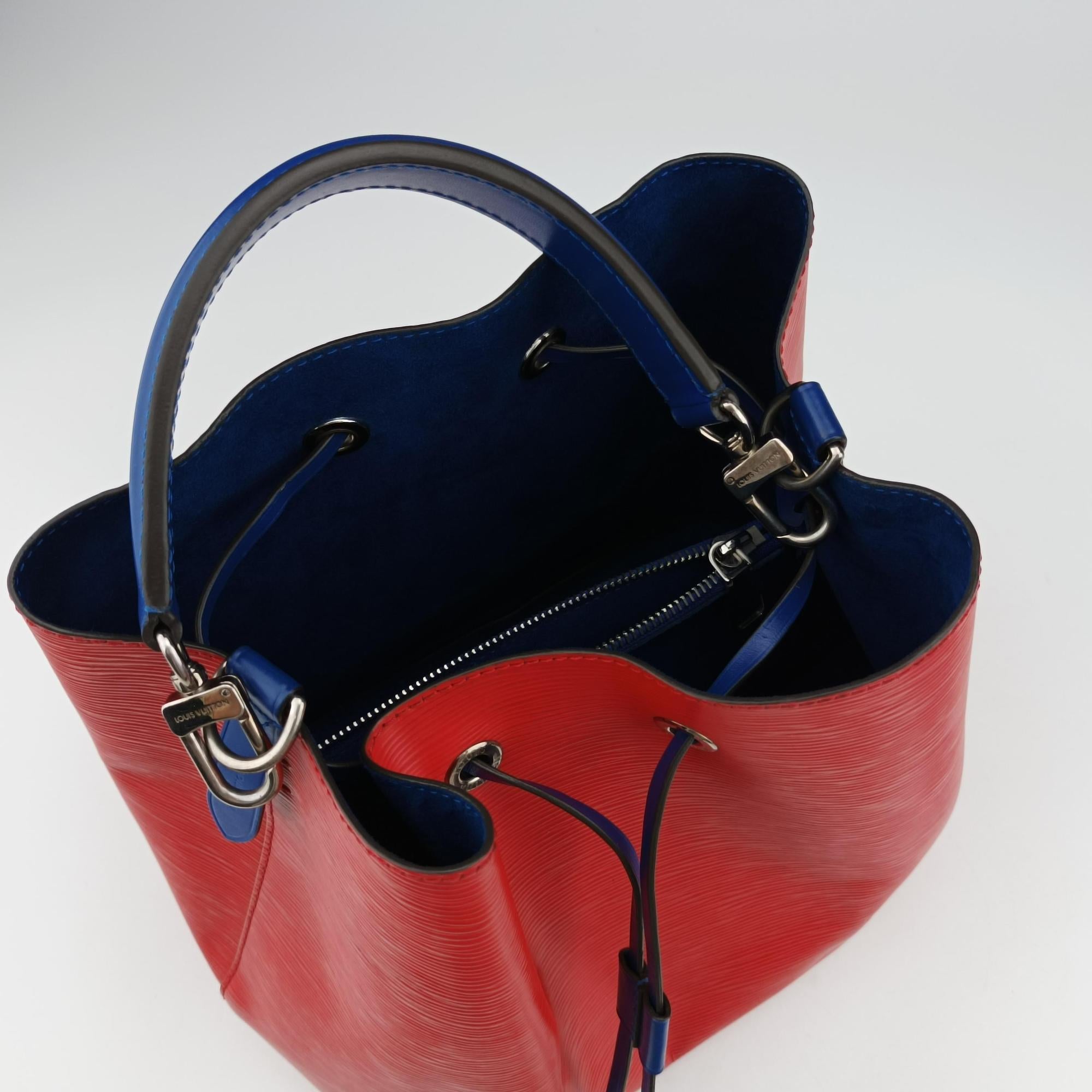 Pre-owned Louis Vuitton NeoNoe COQUELICOT×blue Epi M54365 shoulderbag | stylenewstar