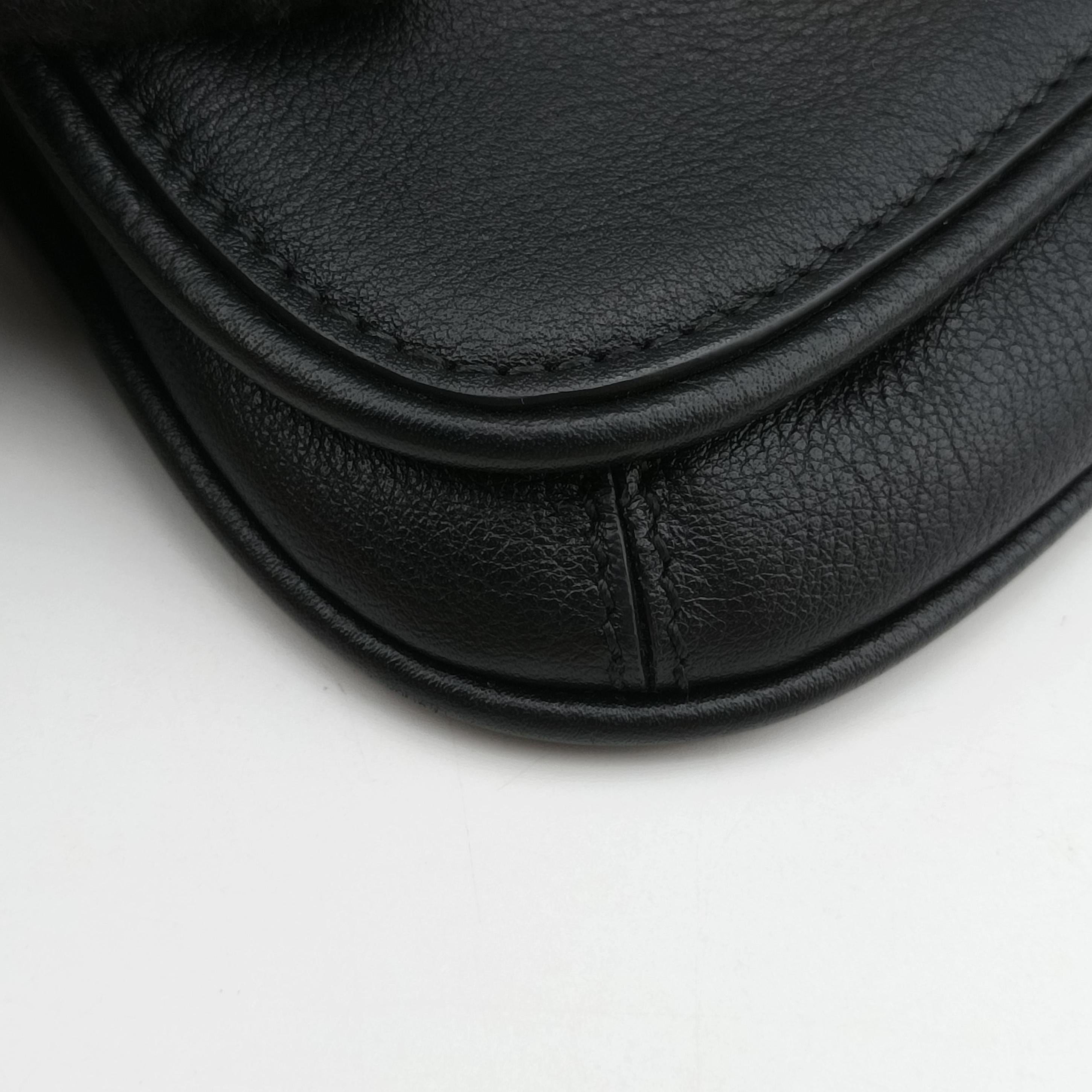 Pre-owned Gucci Blondie Black Leather 698635 shoulderbag | stylenewstar