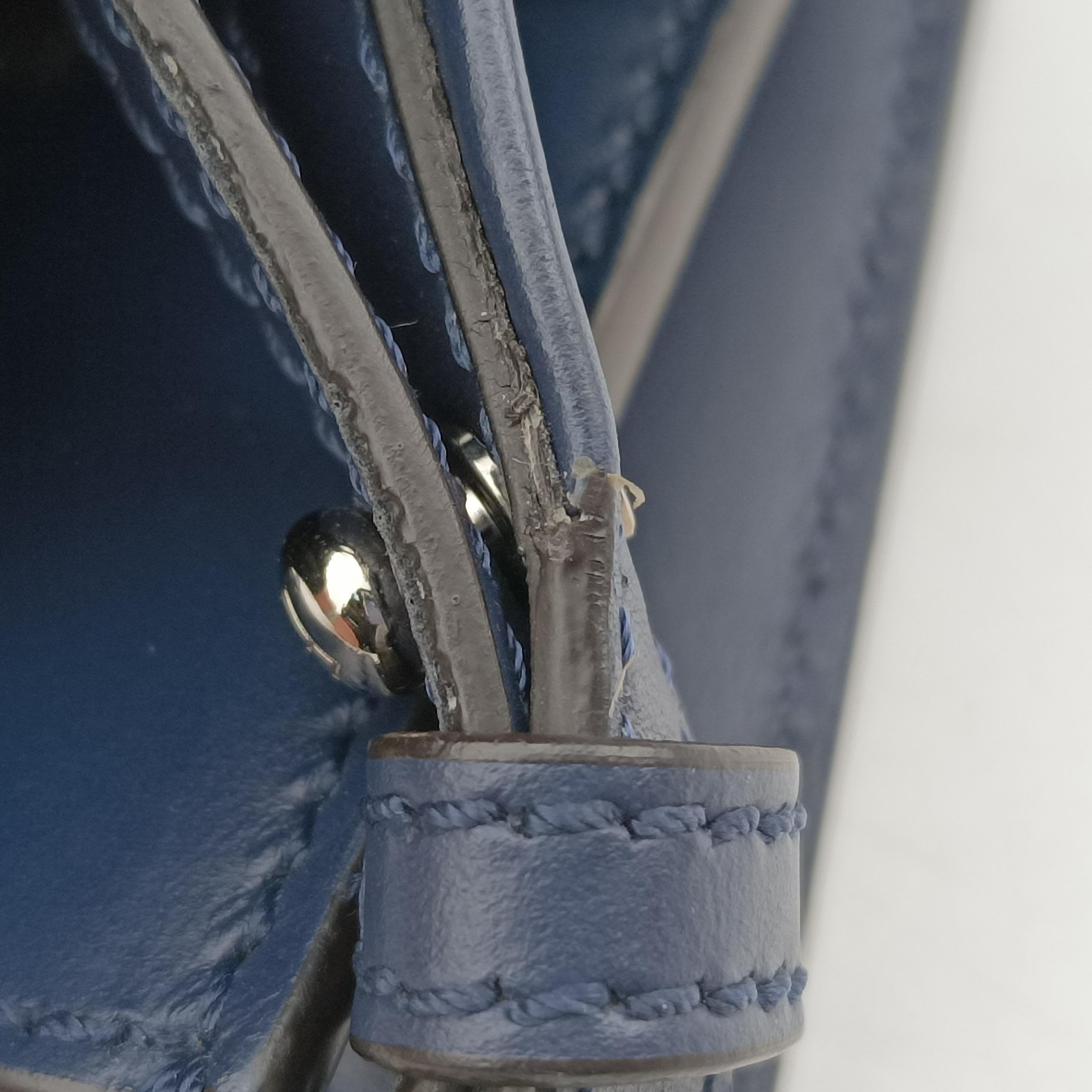 Secondhand Fendi Shopper Blue Leather 7VA547 shoulderbag | stylenewstar