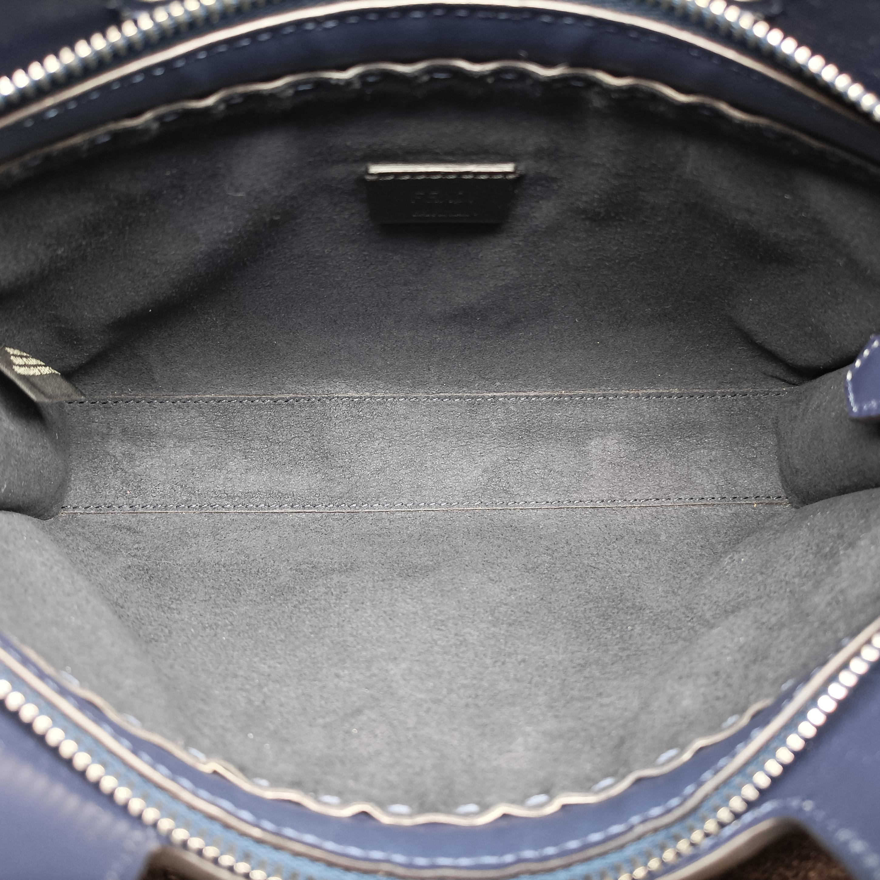 Secondhand Fendi Shopper Blue Leather 7VA547 shoulderbag | stylenewstar