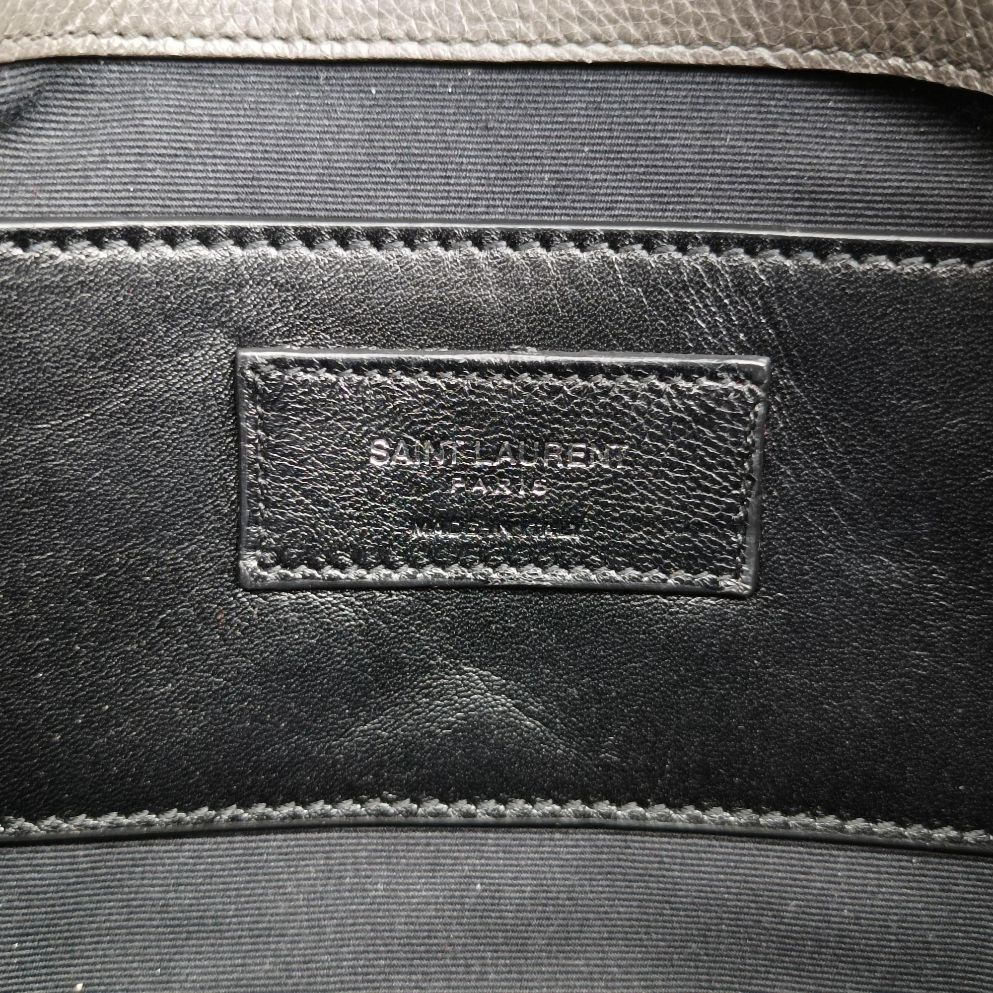 Secondhand Yves Saint Laurent COLLEGE Grey Leather 428056 shoulderbag | stylenewstar