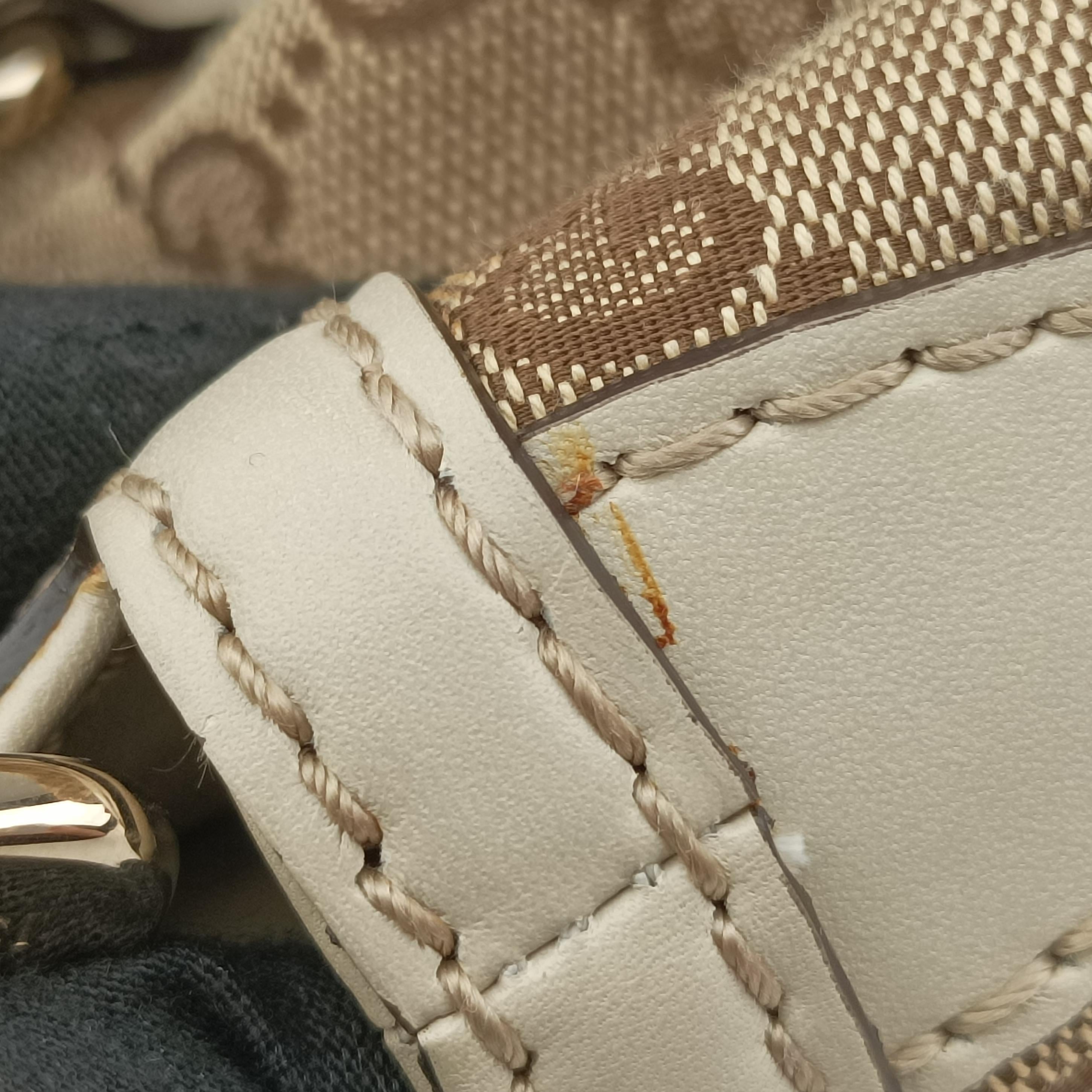 Pre-owned Gucci Sukey Brown×White canvas×leather 285730 shoulderbag | stylenewstar