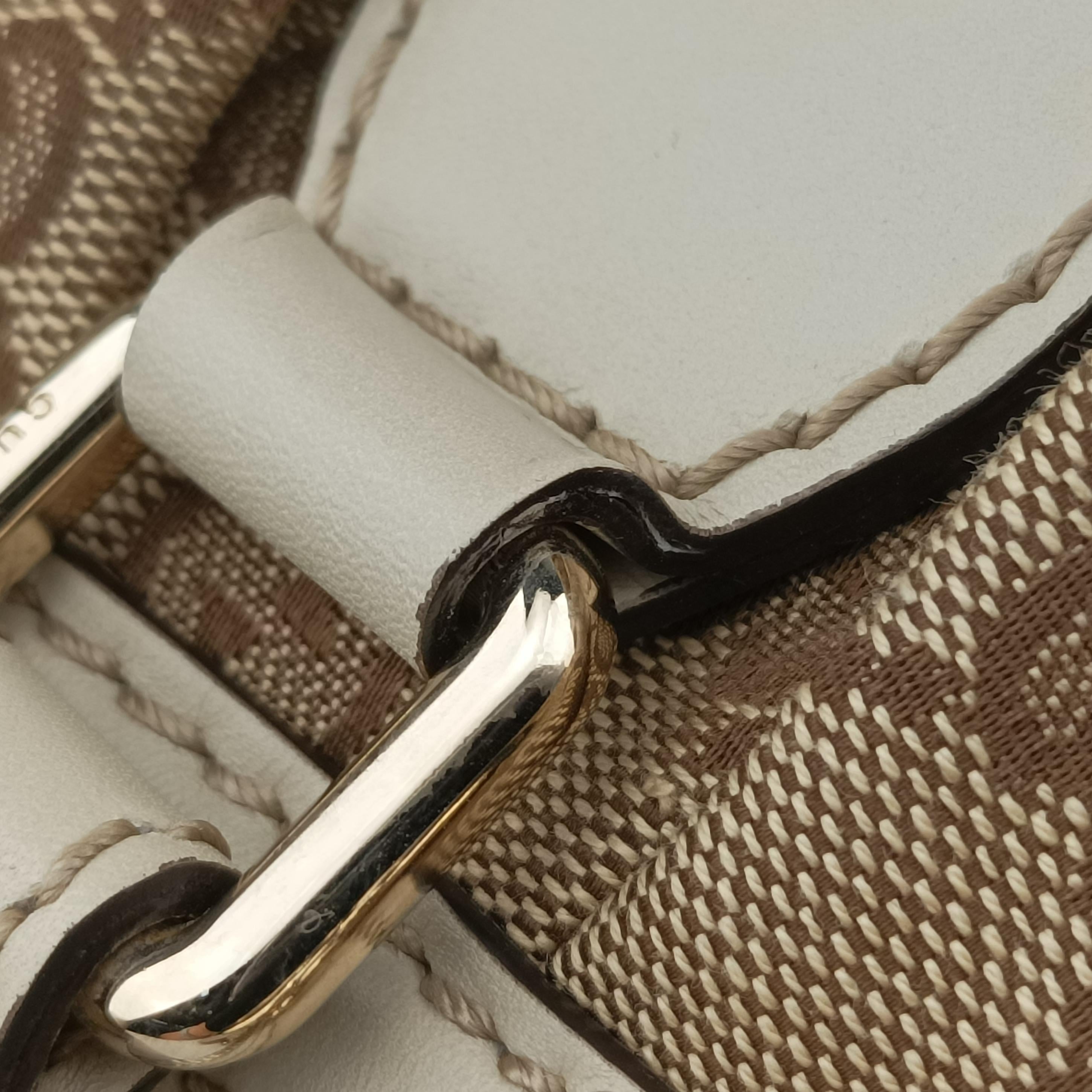 Pre-owned Gucci Sukey Brown×White canvas×leather 285730 shoulderbag | stylenewstar