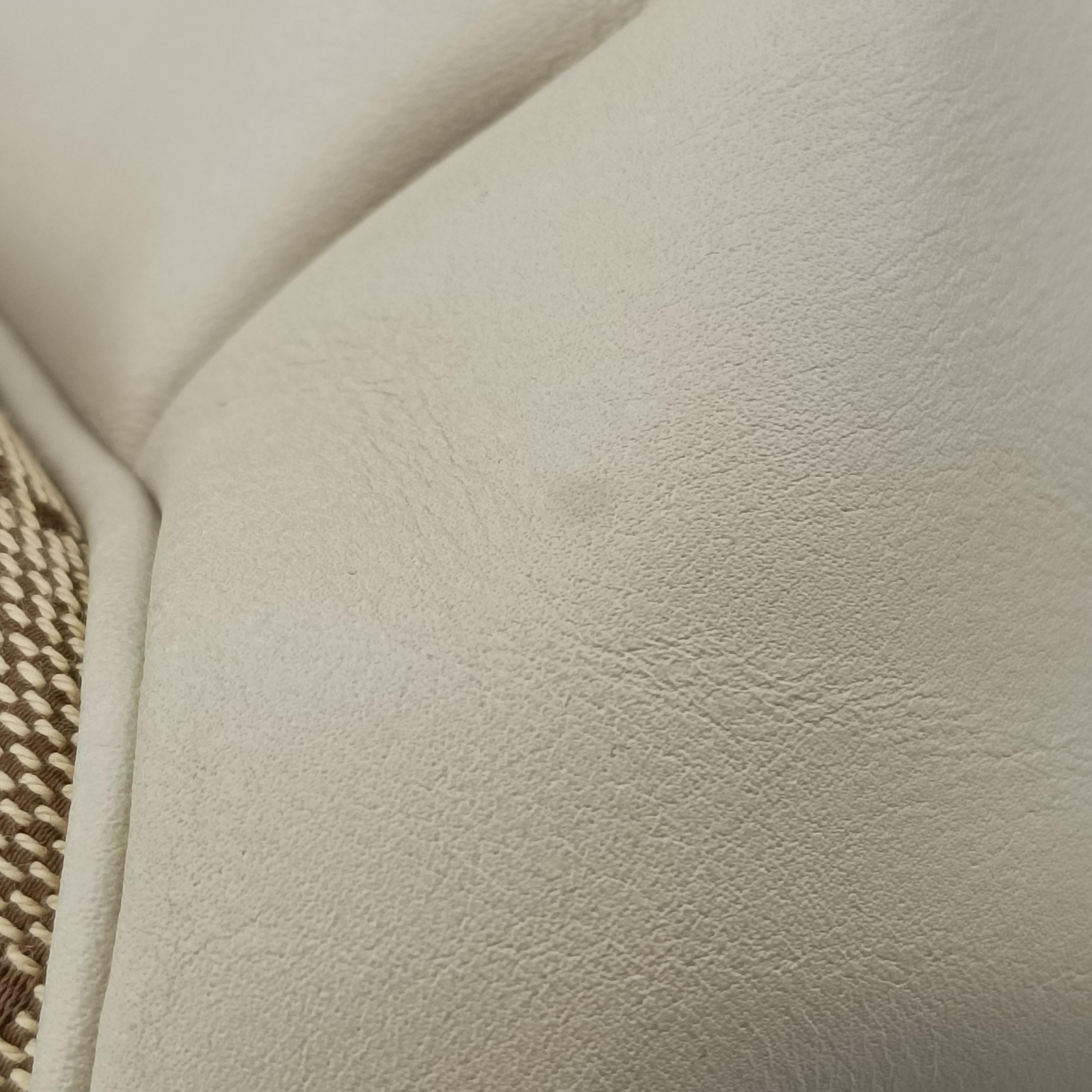Pre-owned Gucci Sukey Brown×White canvas×leather 285730 shoulderbag | stylenewstar