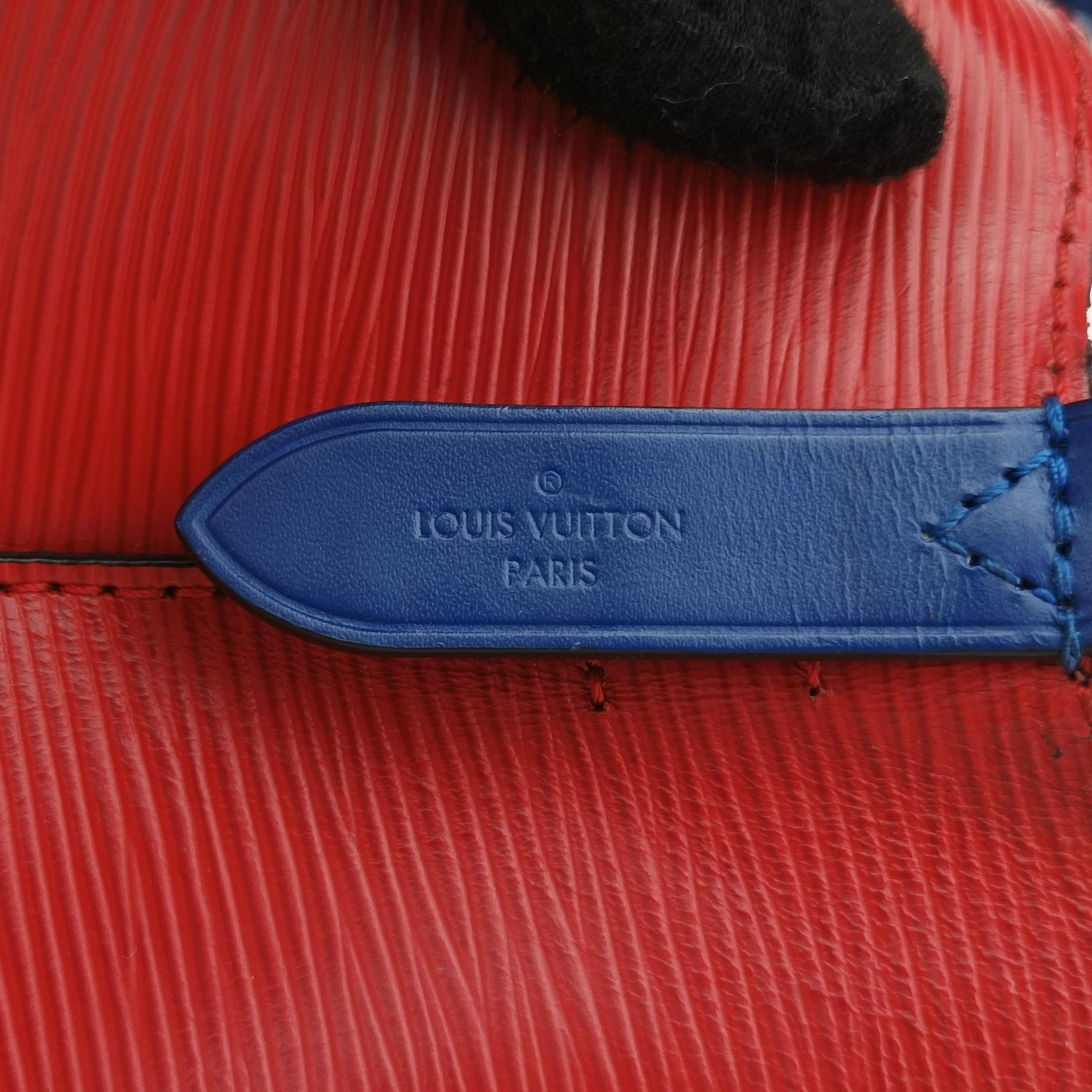 Secondhand Louis Vuitton NeoNoe COQUELICOT Epi M54365 shoulderbag | stylenewstar