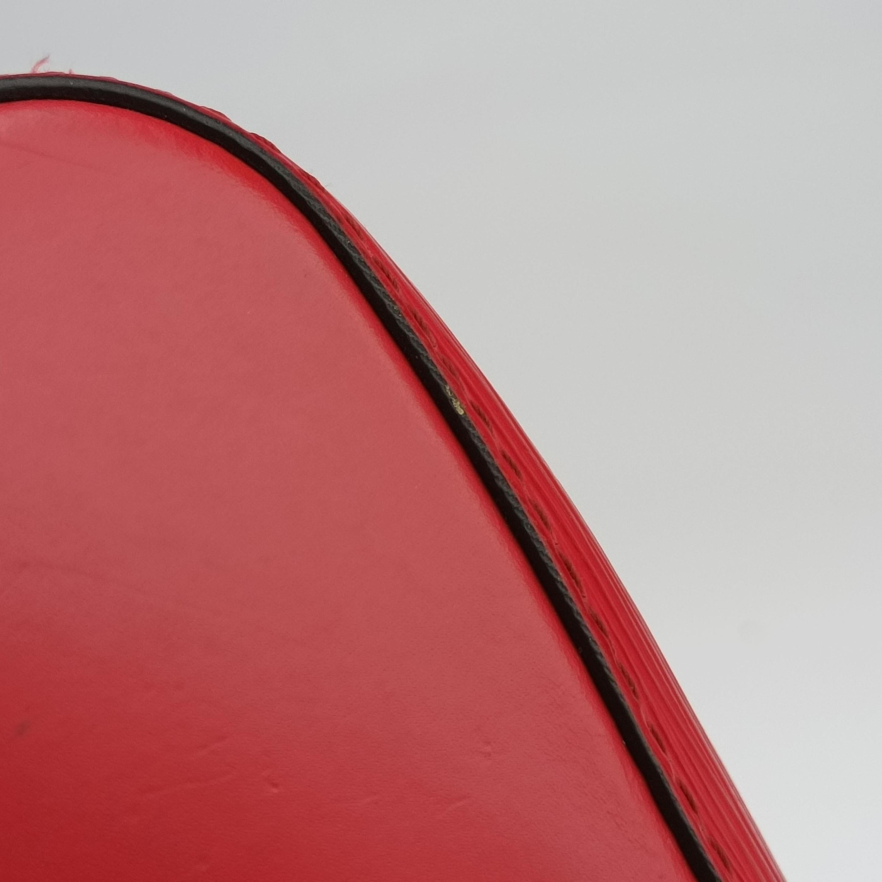 Secondhand Louis Vuitton NeoNoe COQUELICOT Epi M54365 shoulderbag | stylenewstar