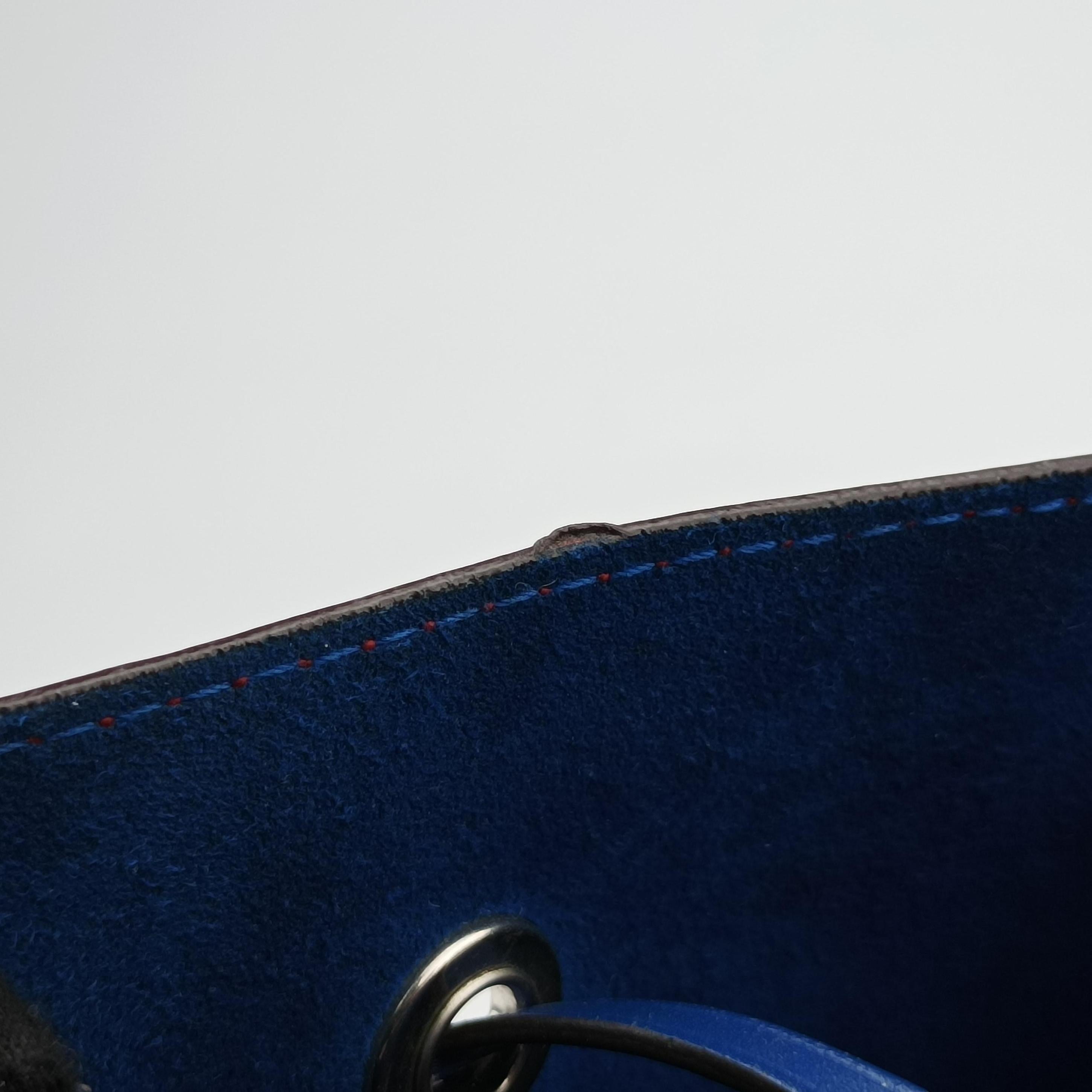 Secondhand Louis Vuitton NeoNoe COQUELICOT Epi M54365 shoulderbag | stylenewstar