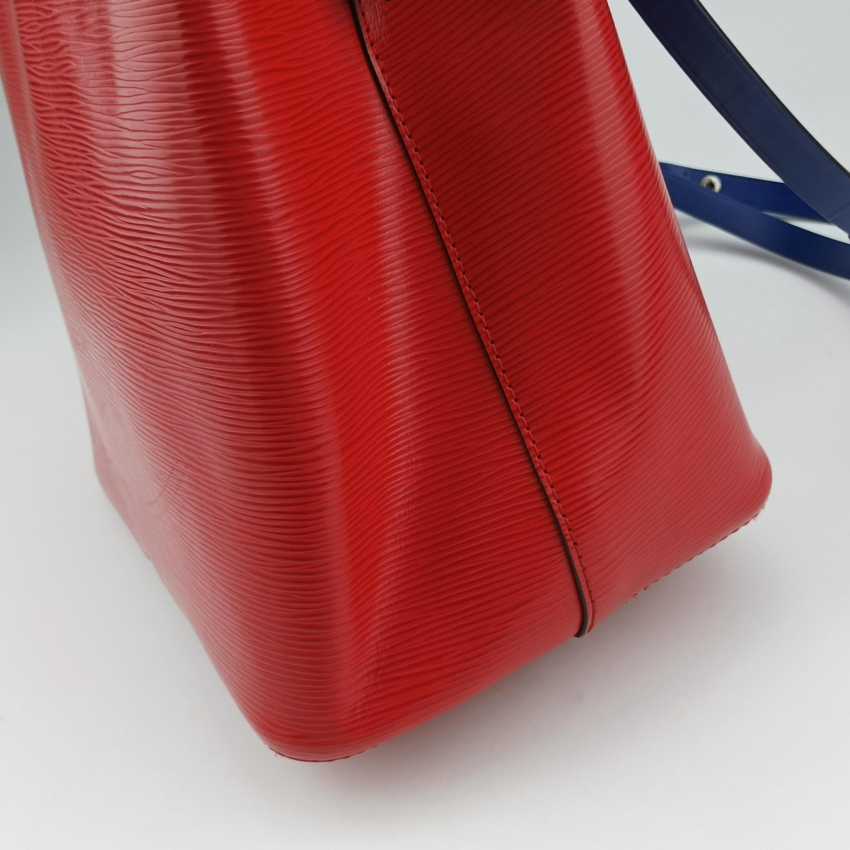 Secondhand Louis Vuitton NeoNoe COQUELICOT Epi M54365 shoulderbag | stylenewstar