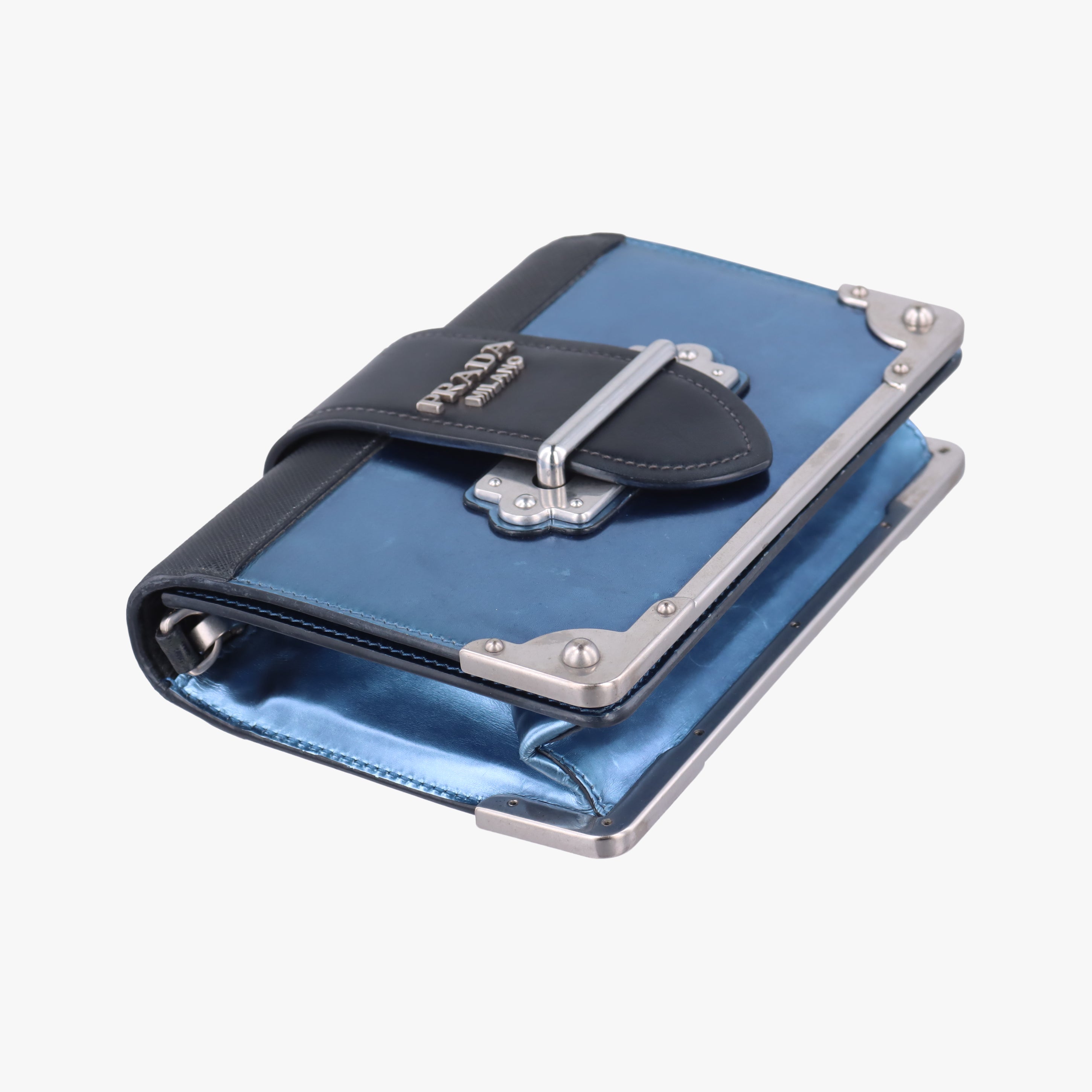 Pre-owned Prada Cahier Black×Blue Leather×Patent 1BH018 shoulderbag | stylenewstar