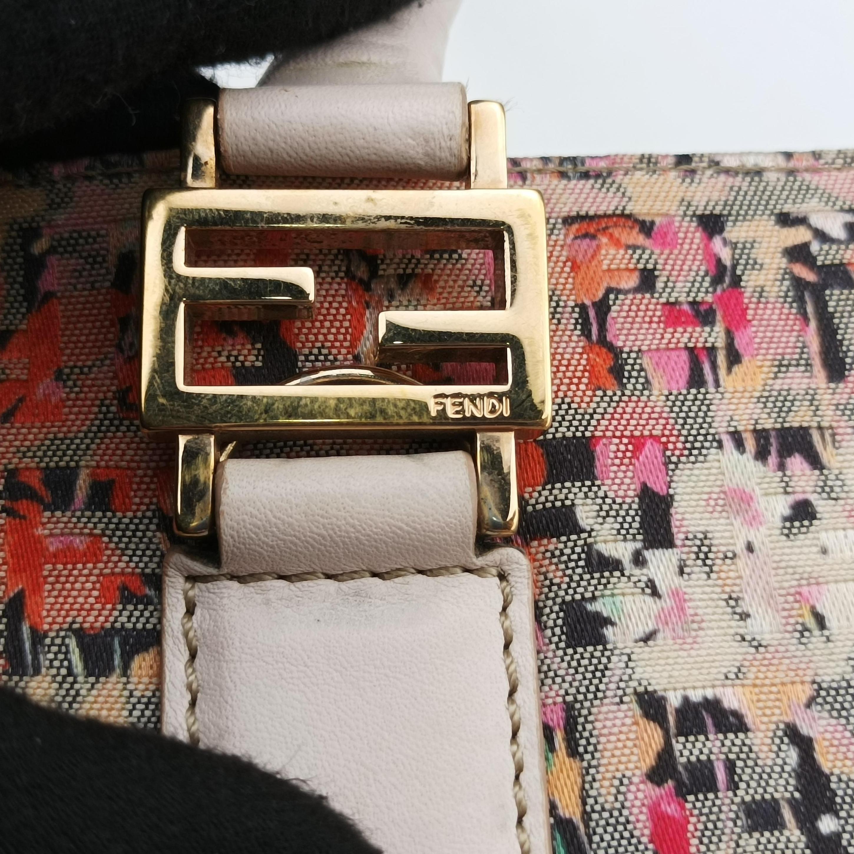Pre-owned Fendi Zucchino pink×Multicolour fabric 8BN228 shoulderbag | stylenewstar