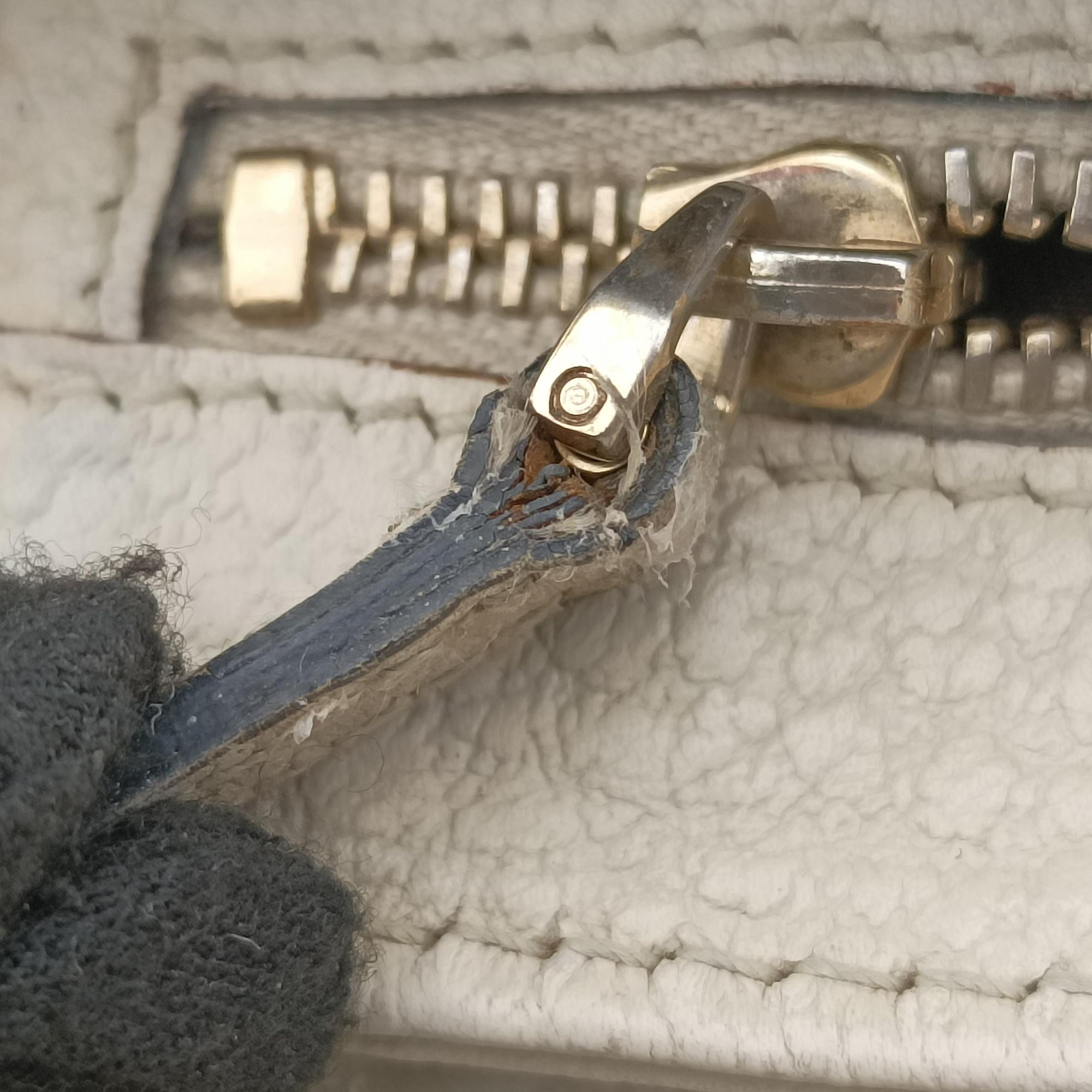 Pre-owned Gucci Bamboo White Leather 137351 handbag | stylenewstar