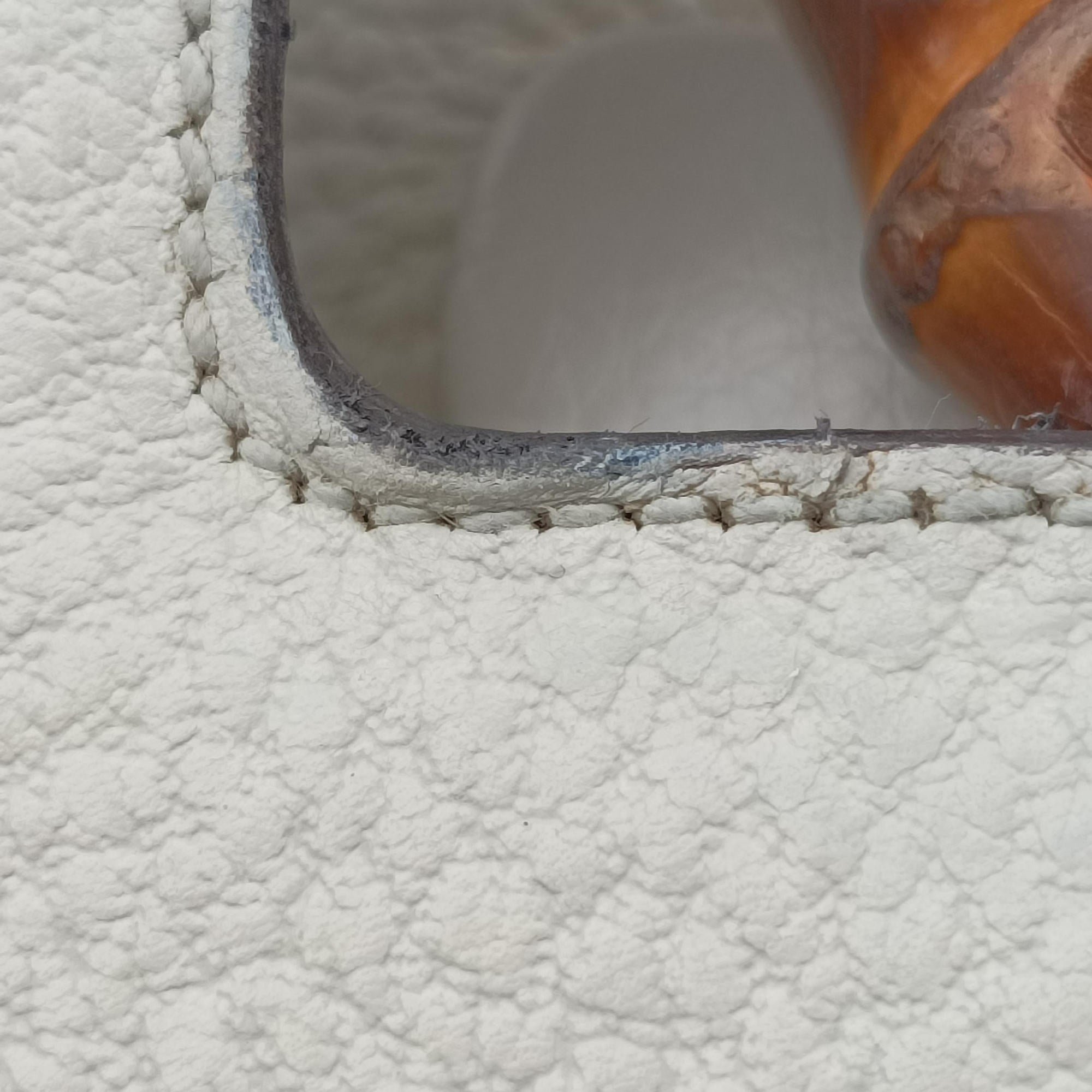 Pre-owned Gucci Bamboo White Leather 137351 handbag | stylenewstar