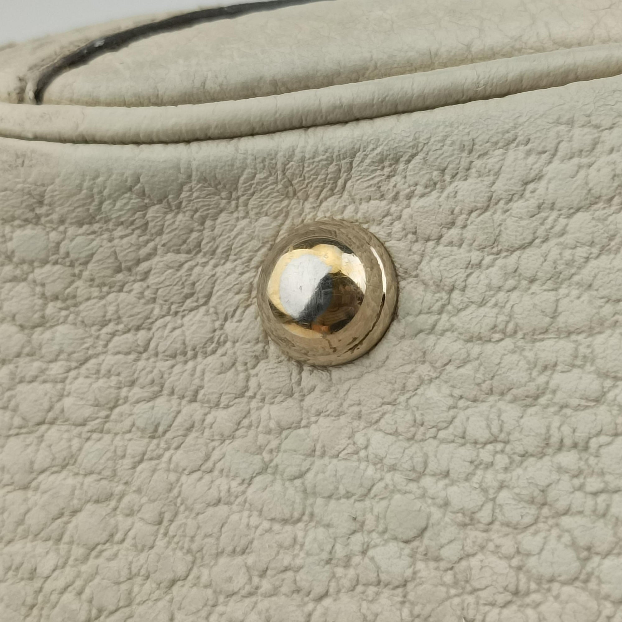 Pre-owned Gucci Bamboo White Leather 137351 handbag | stylenewstar