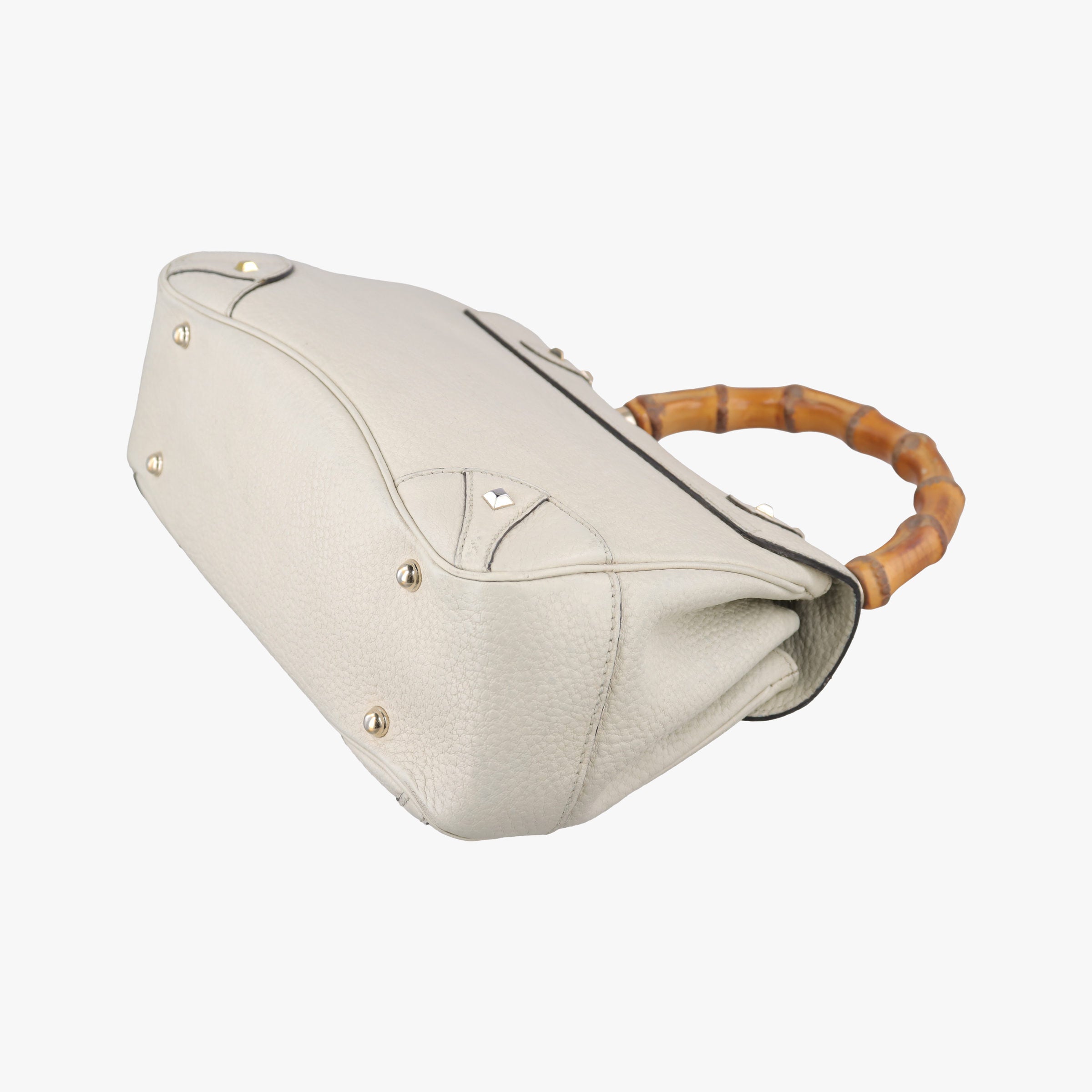 Pre-owned Gucci Bamboo White Leather 137351 handbag | stylenewstar