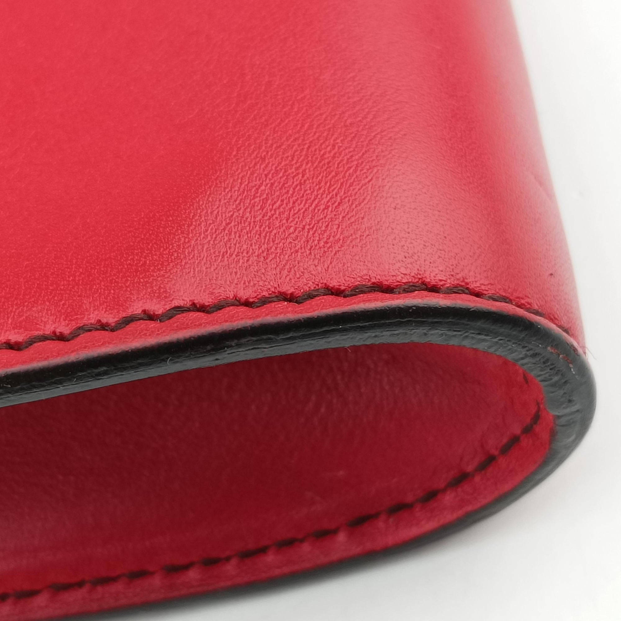 Pre-owned Gucci Emily Red Leather 283063 shoulderbag | stylenewstar