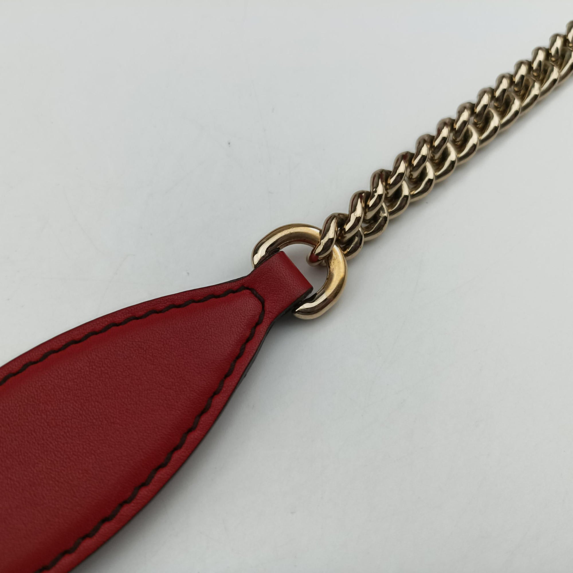 Pre-owned Gucci Emily Red Leather 283063 shoulderbag | stylenewstar