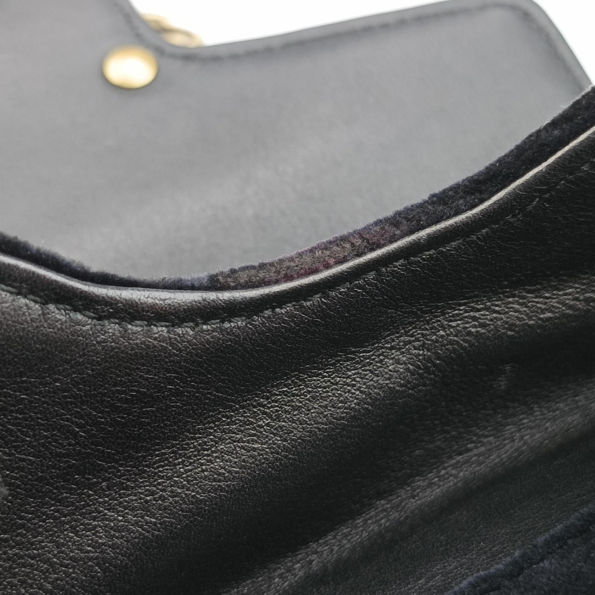 Vintage Gucci Broadway Black velour 489218 shoulderbag | stylenewstar