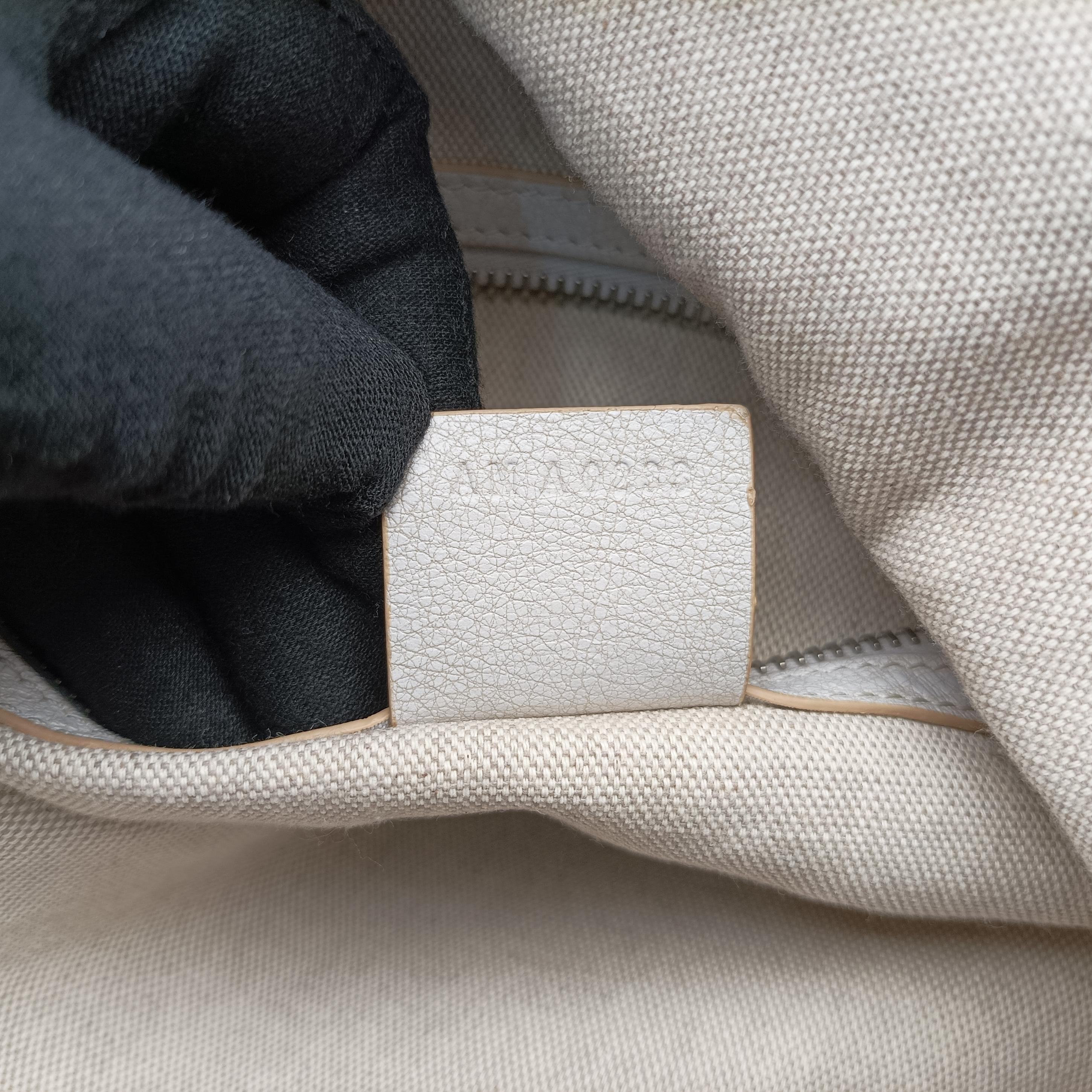 Vintage Givenchy Voyou Medium White Leather  shoulderbag | stylenewstar