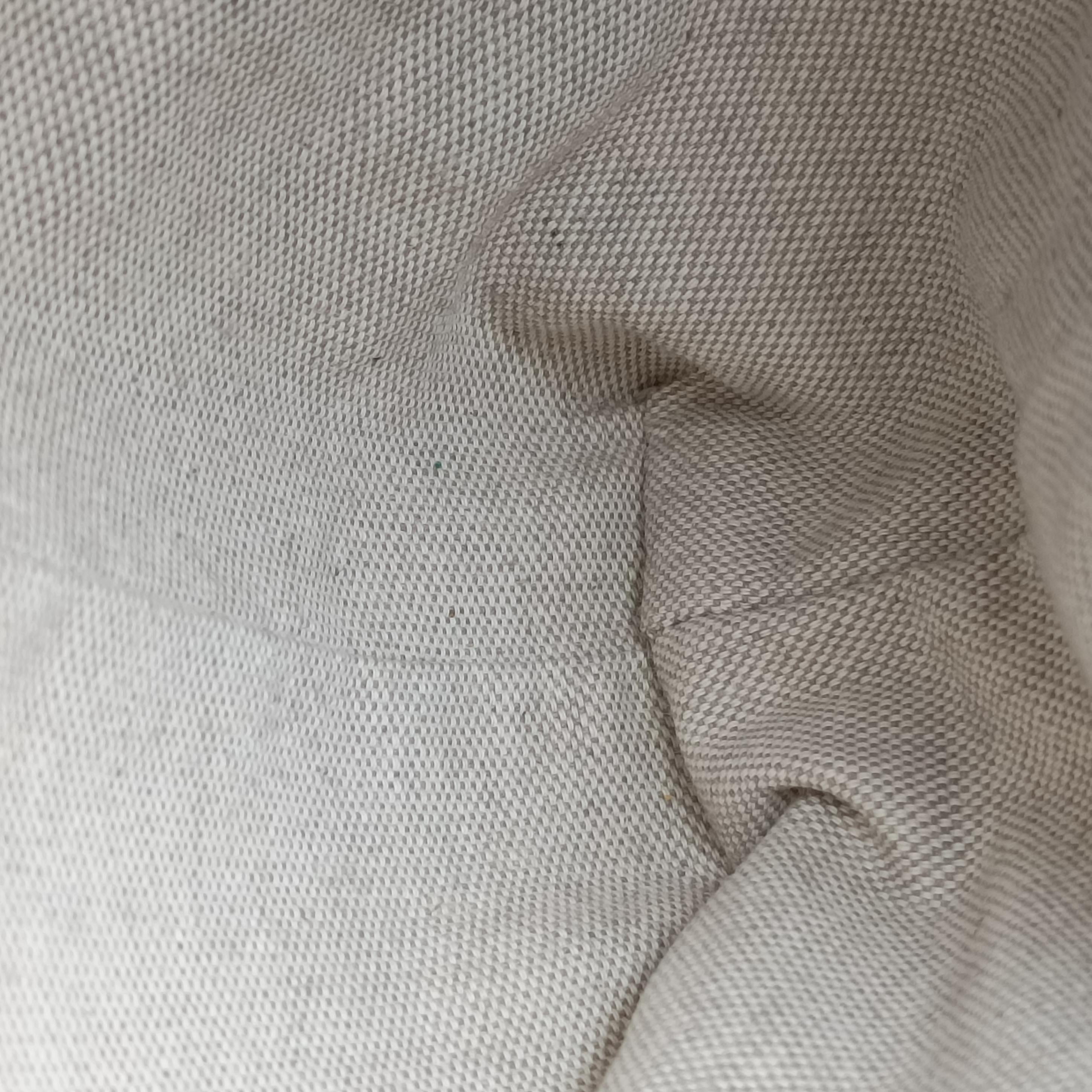 Vintage Givenchy Voyou Medium White Leather  shoulderbag | stylenewstar