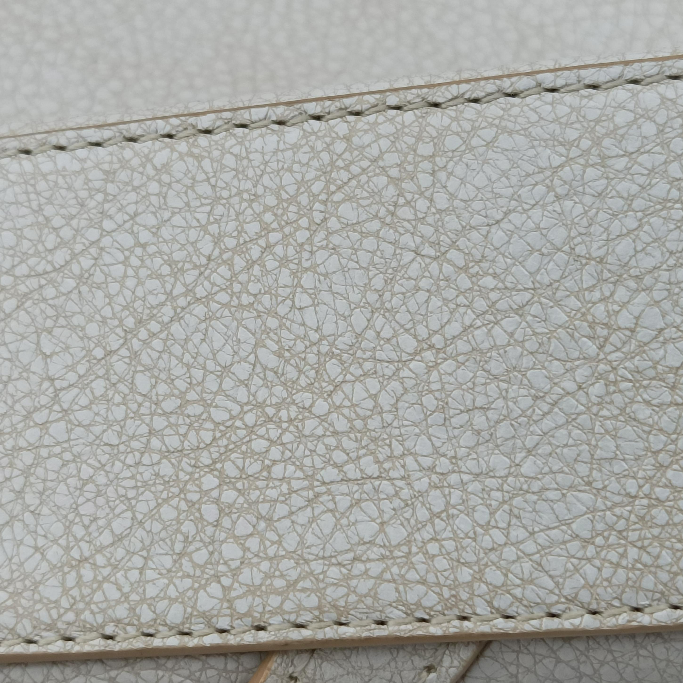 Vintage Givenchy Voyou Medium White Leather  shoulderbag | stylenewstar